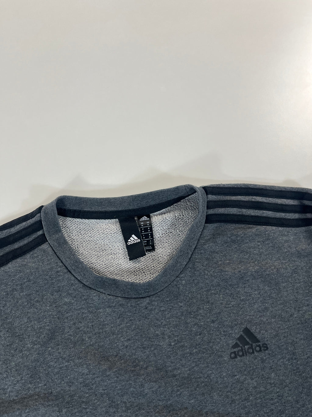Adidas crewneck pulóver