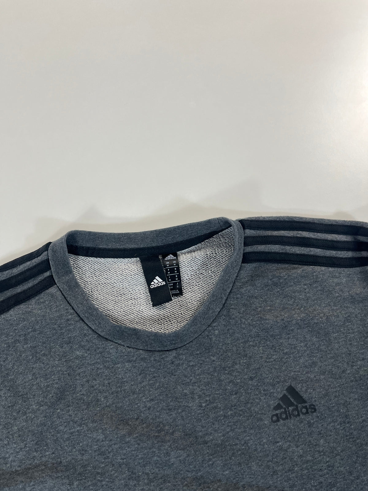Adidas crewneck pulóver