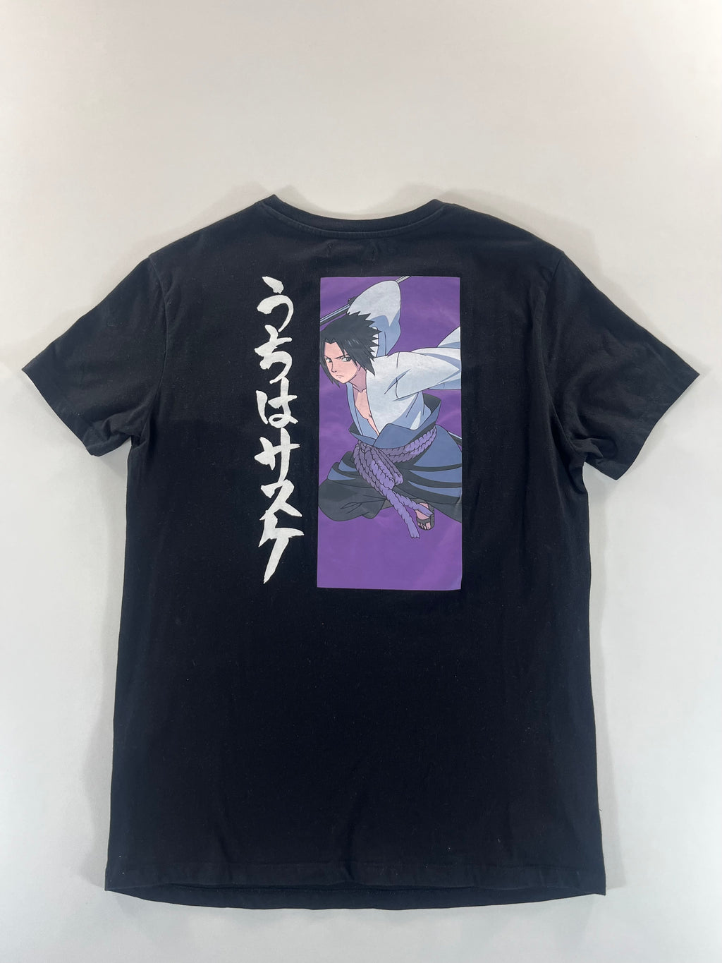 Bershka Naruto Sasuke Uciha póló