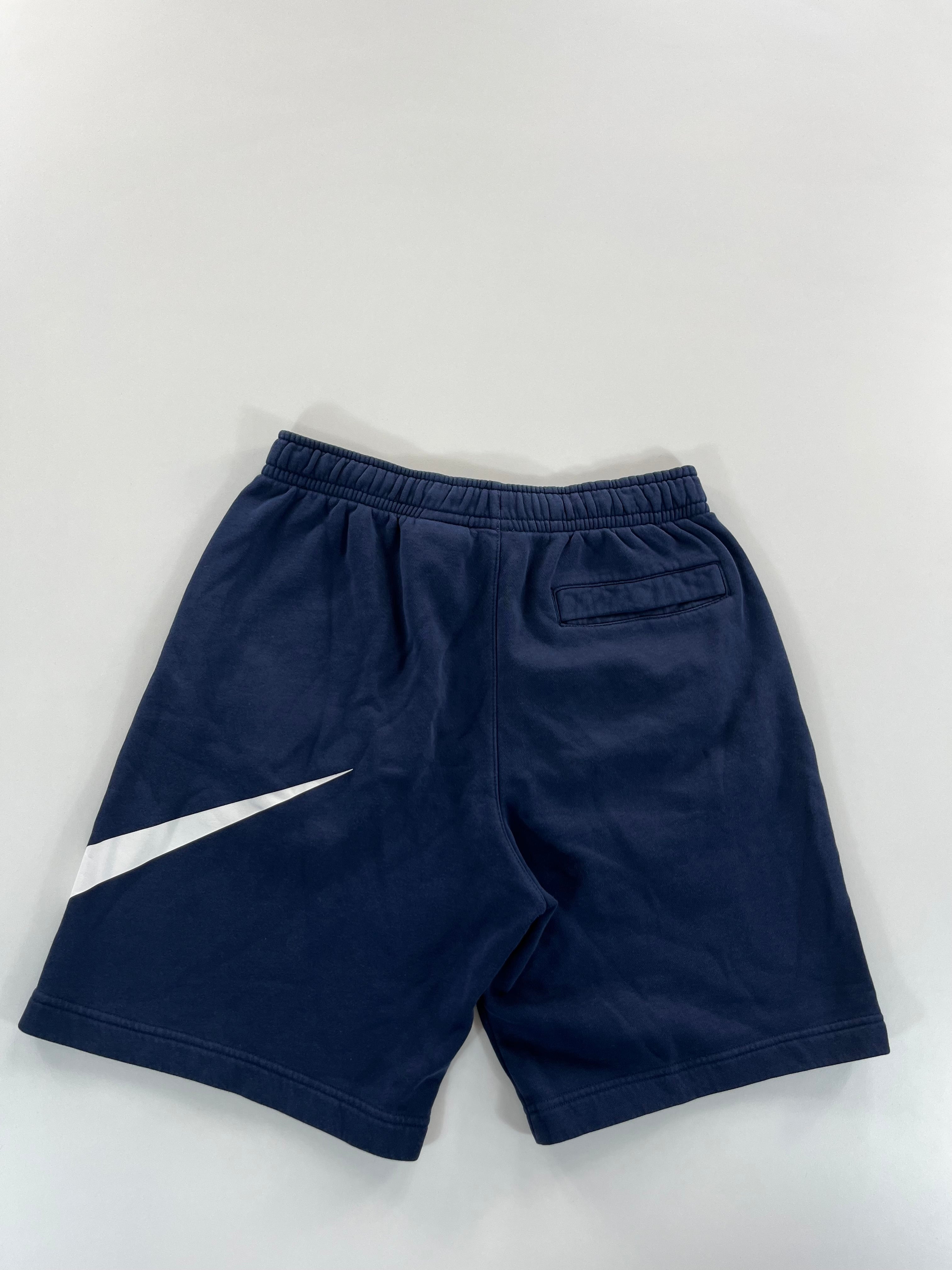 Nike Club short