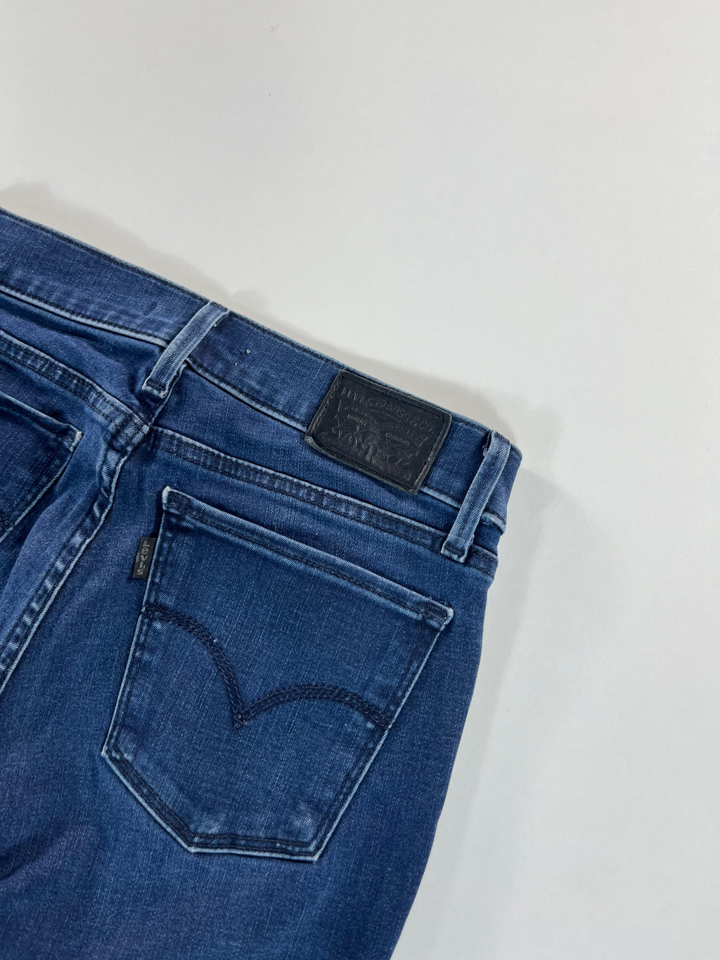 Levi's 710 Super Skinny 26 farmernadrág