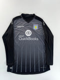 Macron Aston Villa 2015-2016 hazai kapus mez