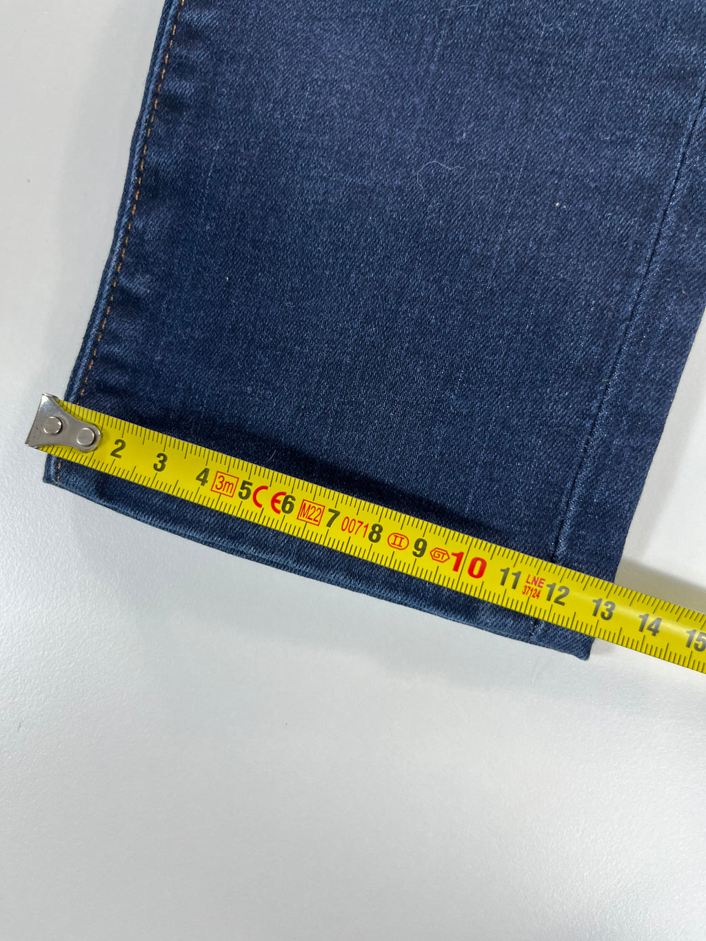 Levi's 711 Skinny 26 farmernadrág