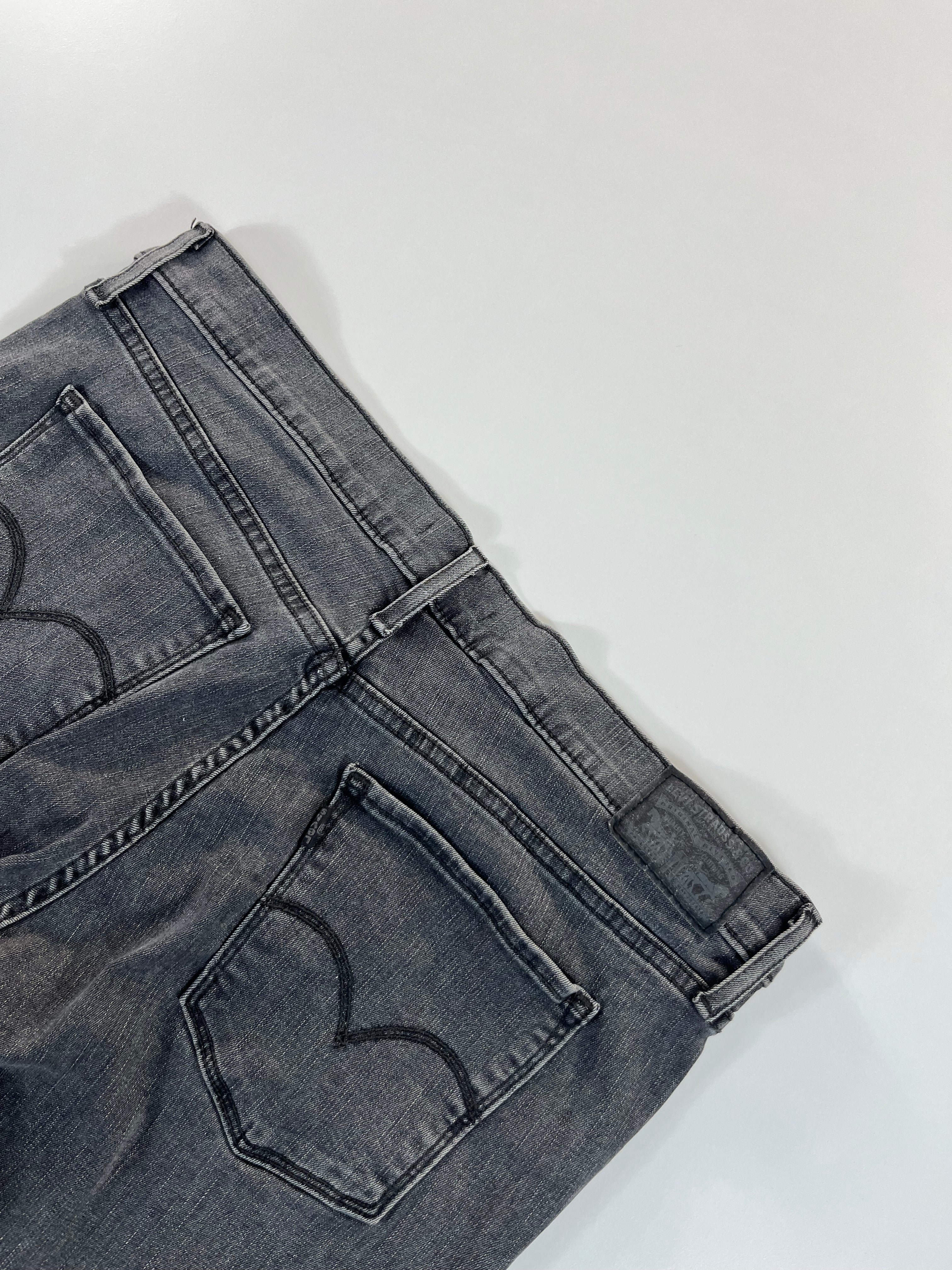 Levi's 310 Shaping Super Skinny 32 farmernadrág