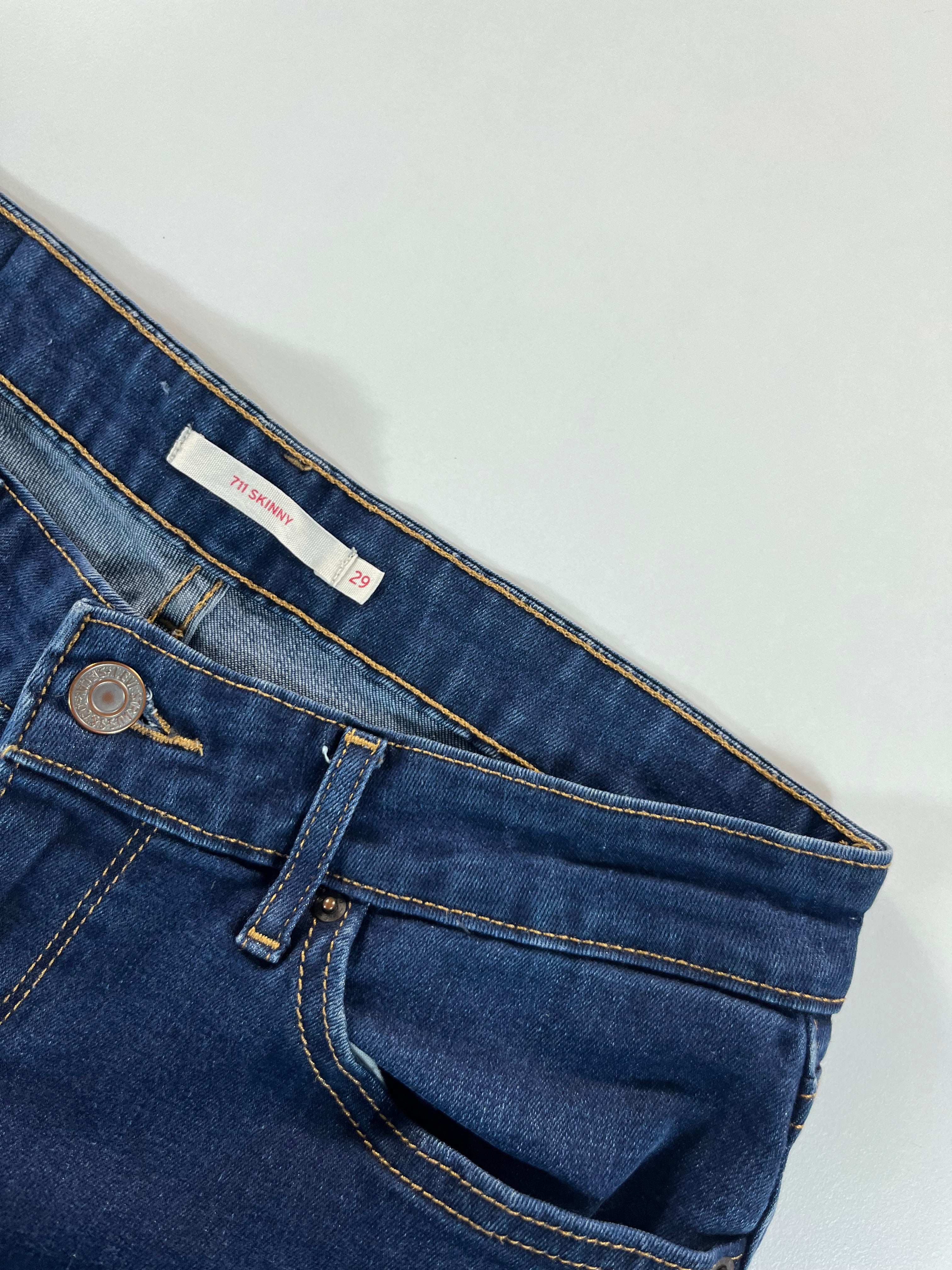 Levi's 711 Skinny 29 farmernadrág
