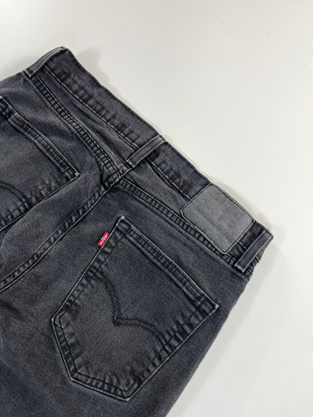 Levi's 514 W32 L30 farmernadrág