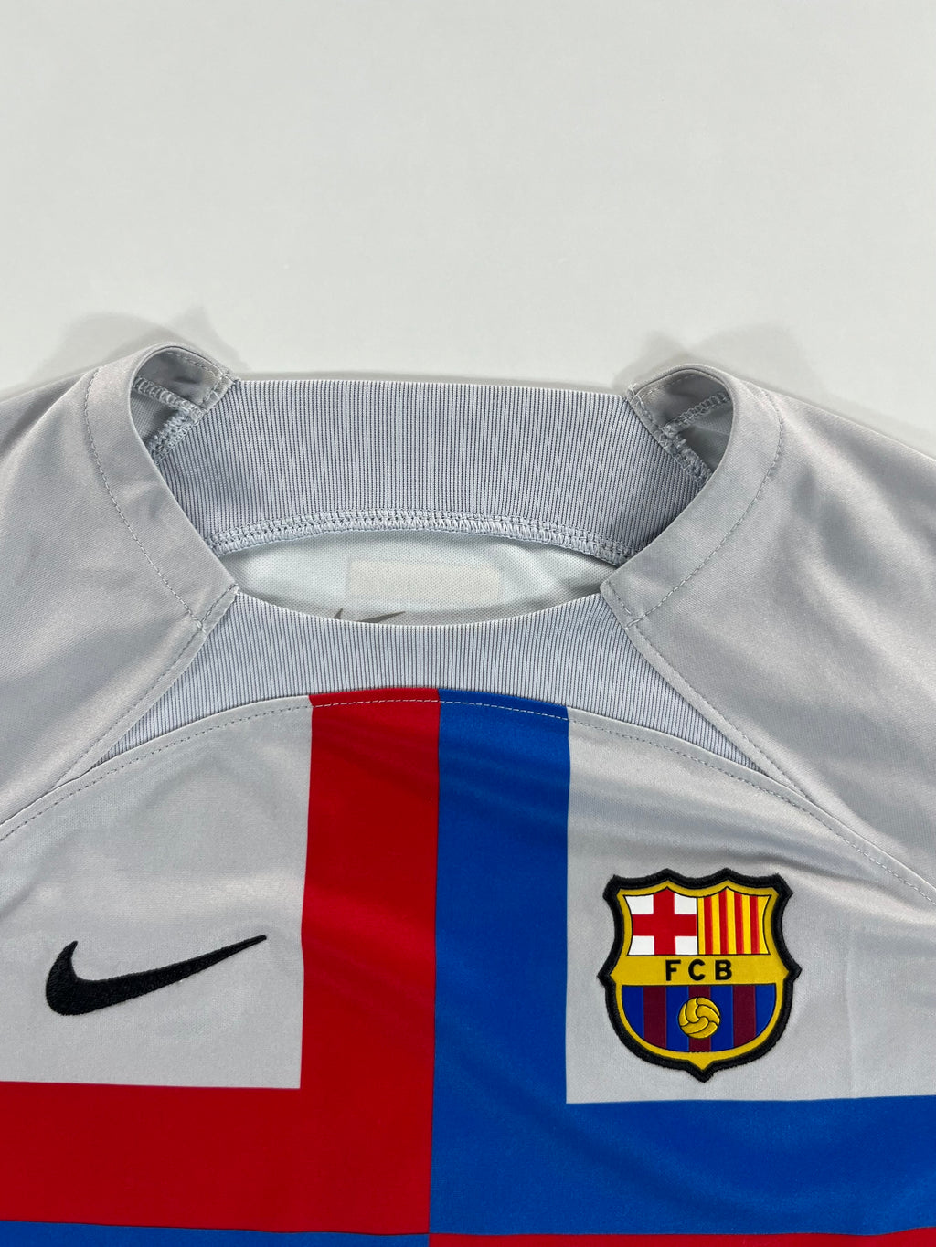 Nike F.C Barcelona 2022-2023 Ronald Araújo alternatív mez