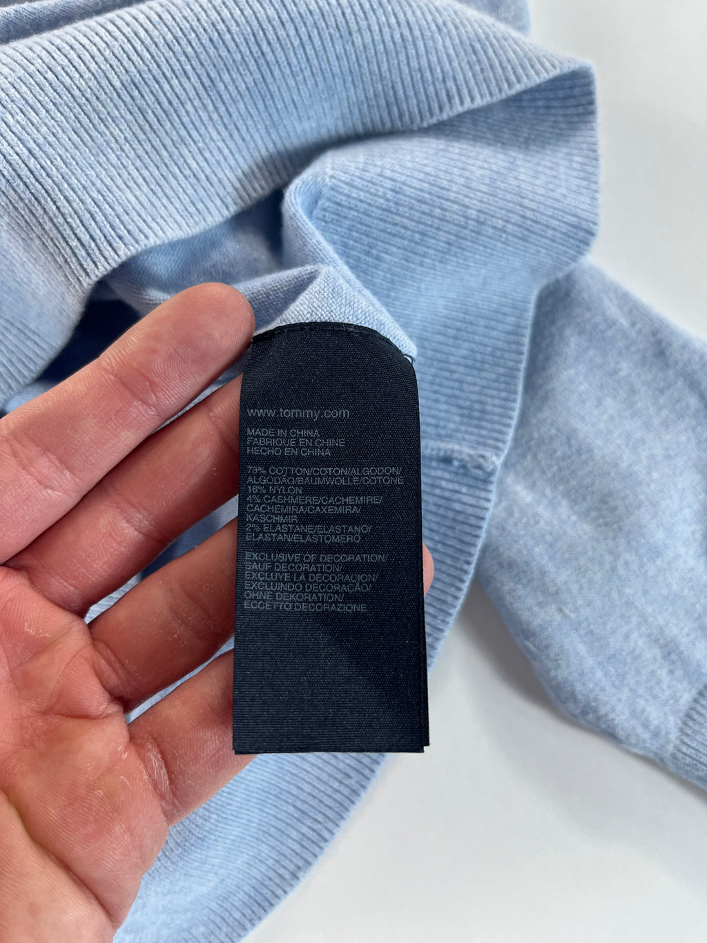 Tommy Hilfiger vékony crewneck pulóver