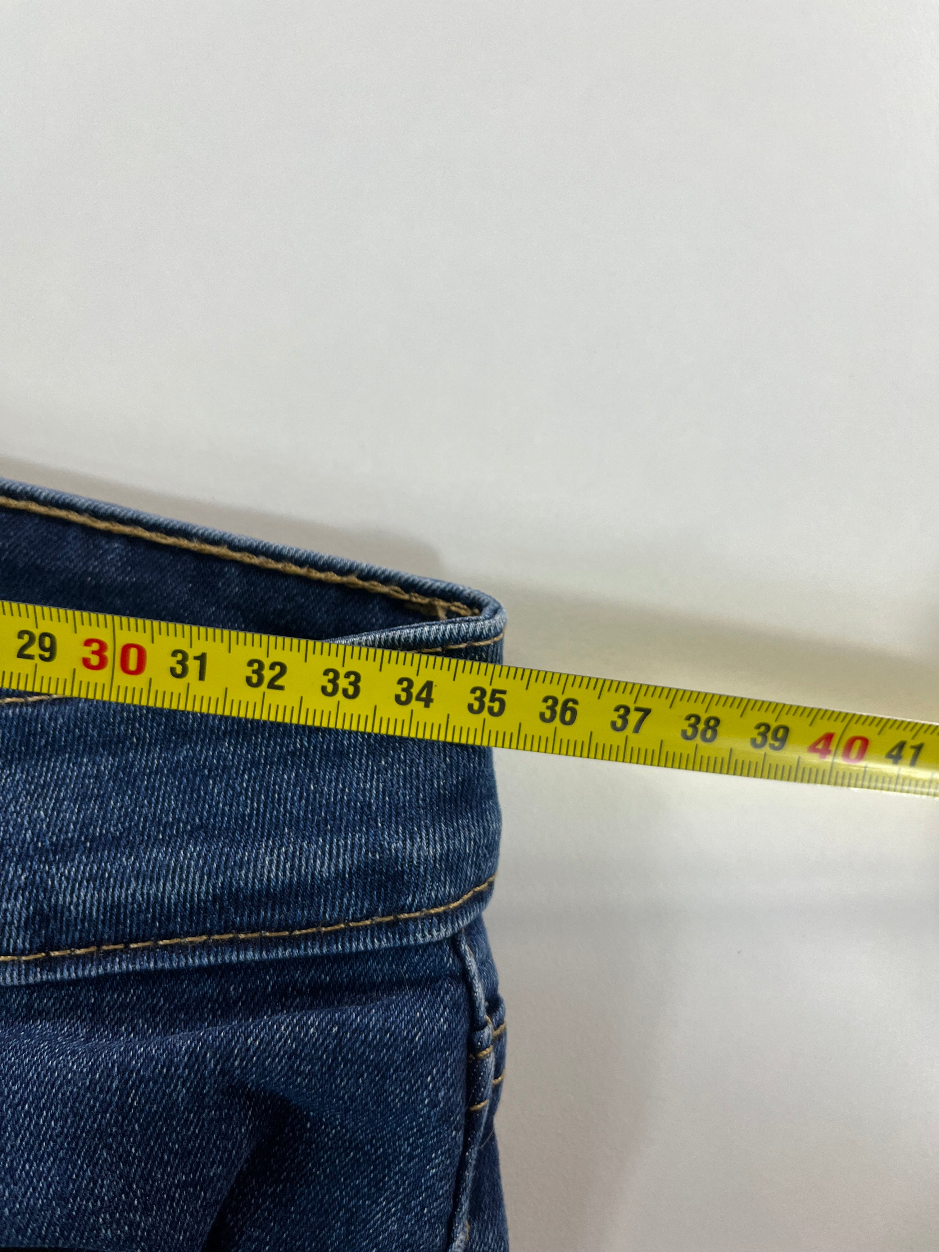 Levi's 712 Slim 24 farmernadrág
