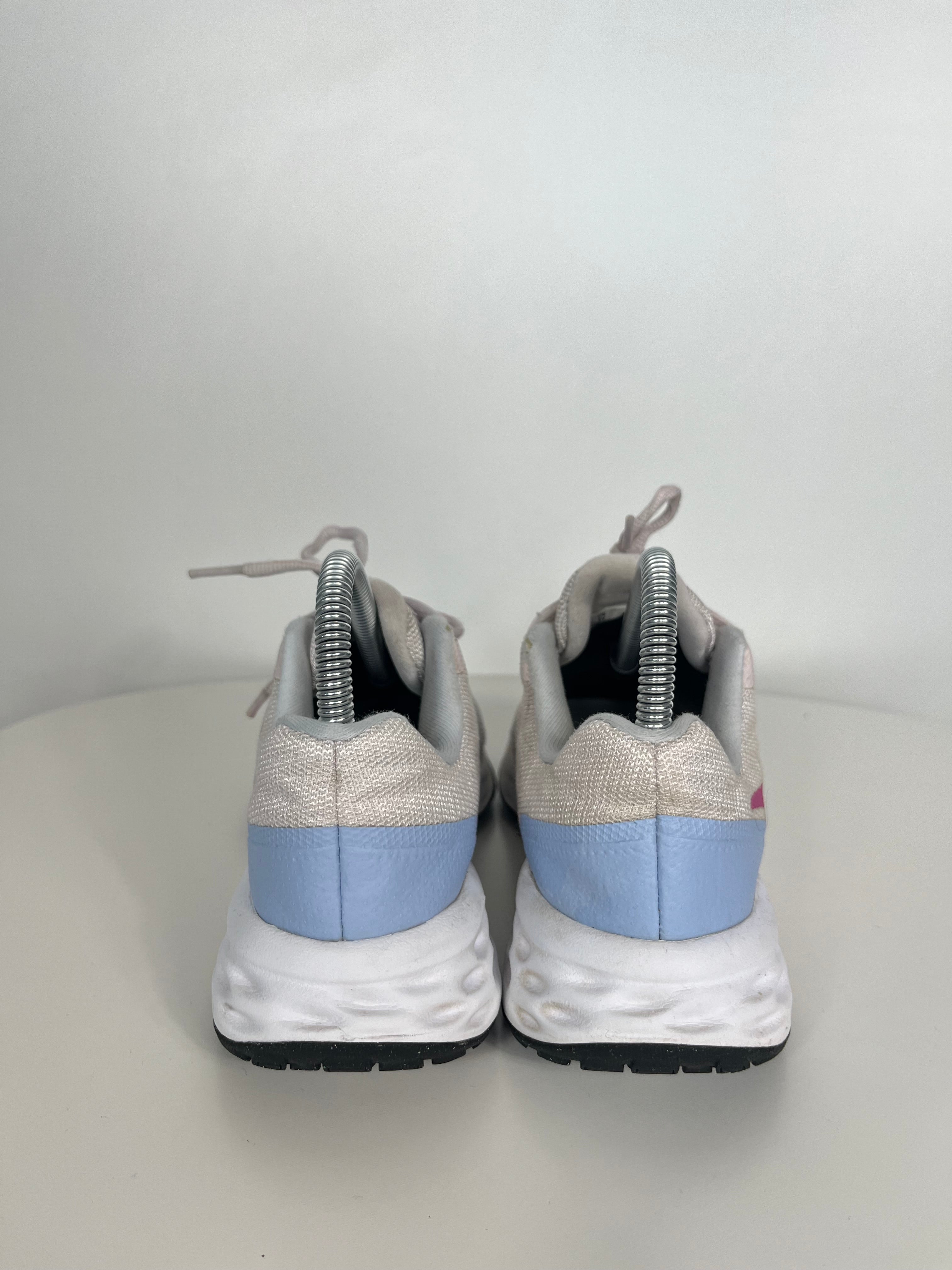 Nike Revolution 6 cipő