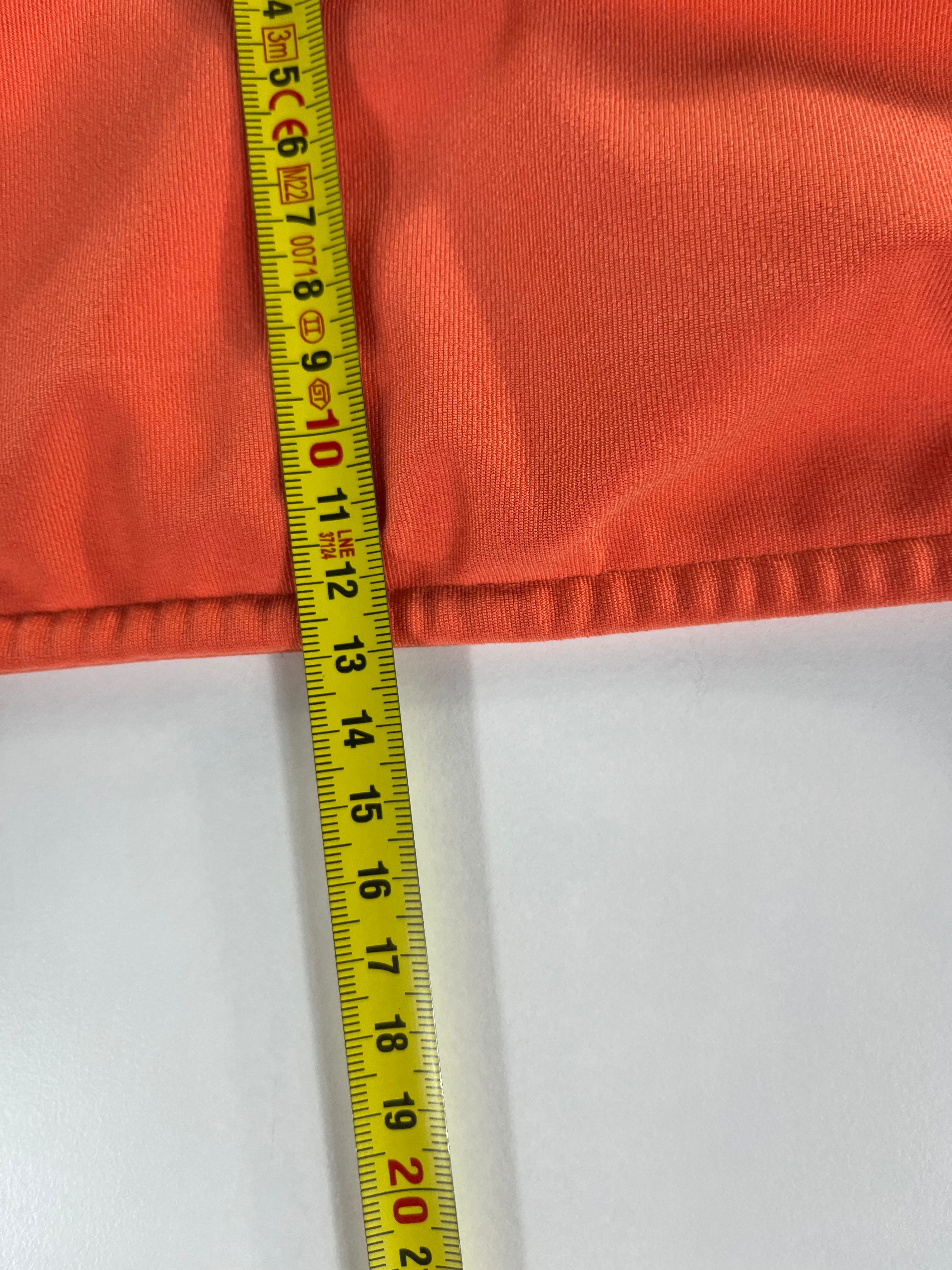 Nike sportmelltartó