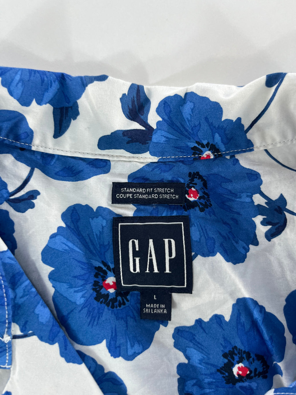 GAP Standard Fit Stretch ing