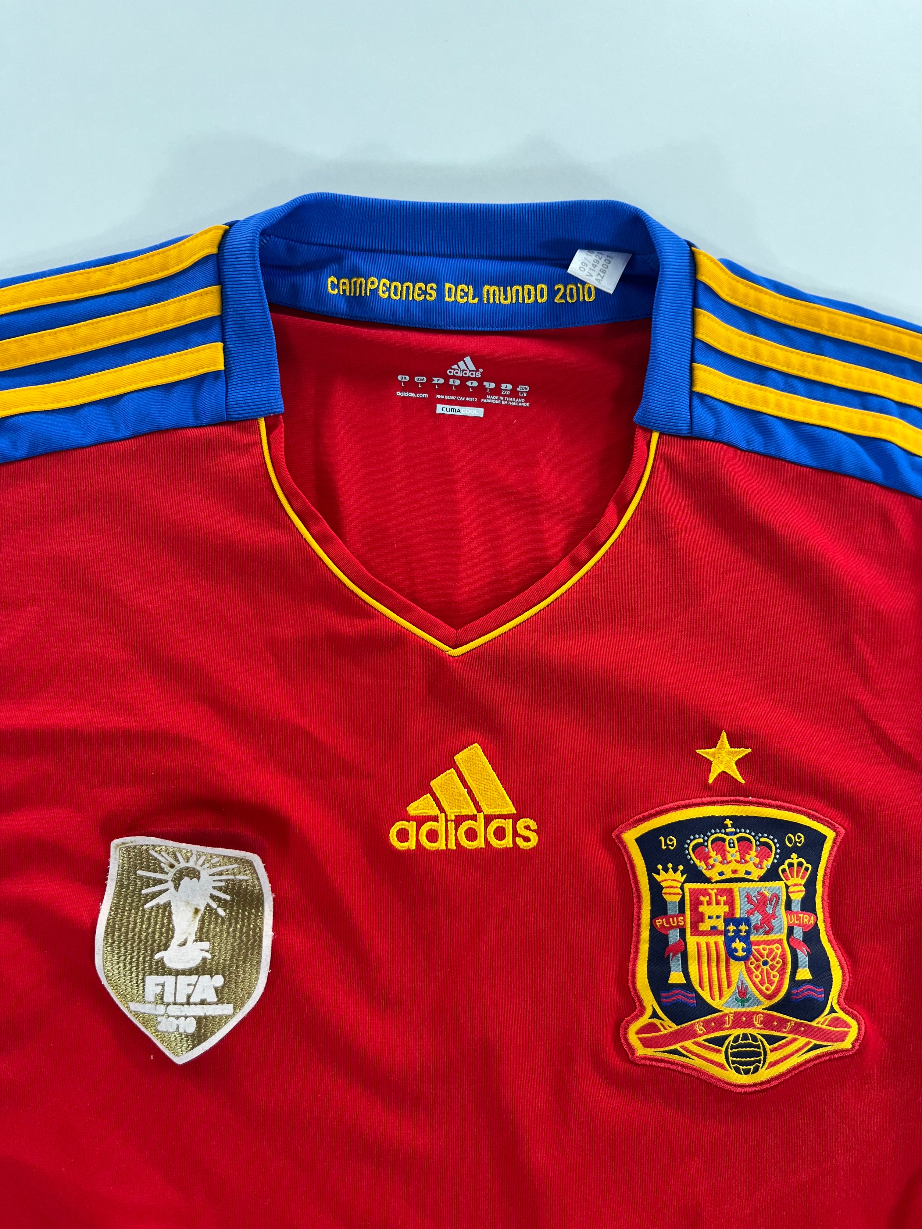 Adidas Spanyol válogatott 2010-2012 hazai mez