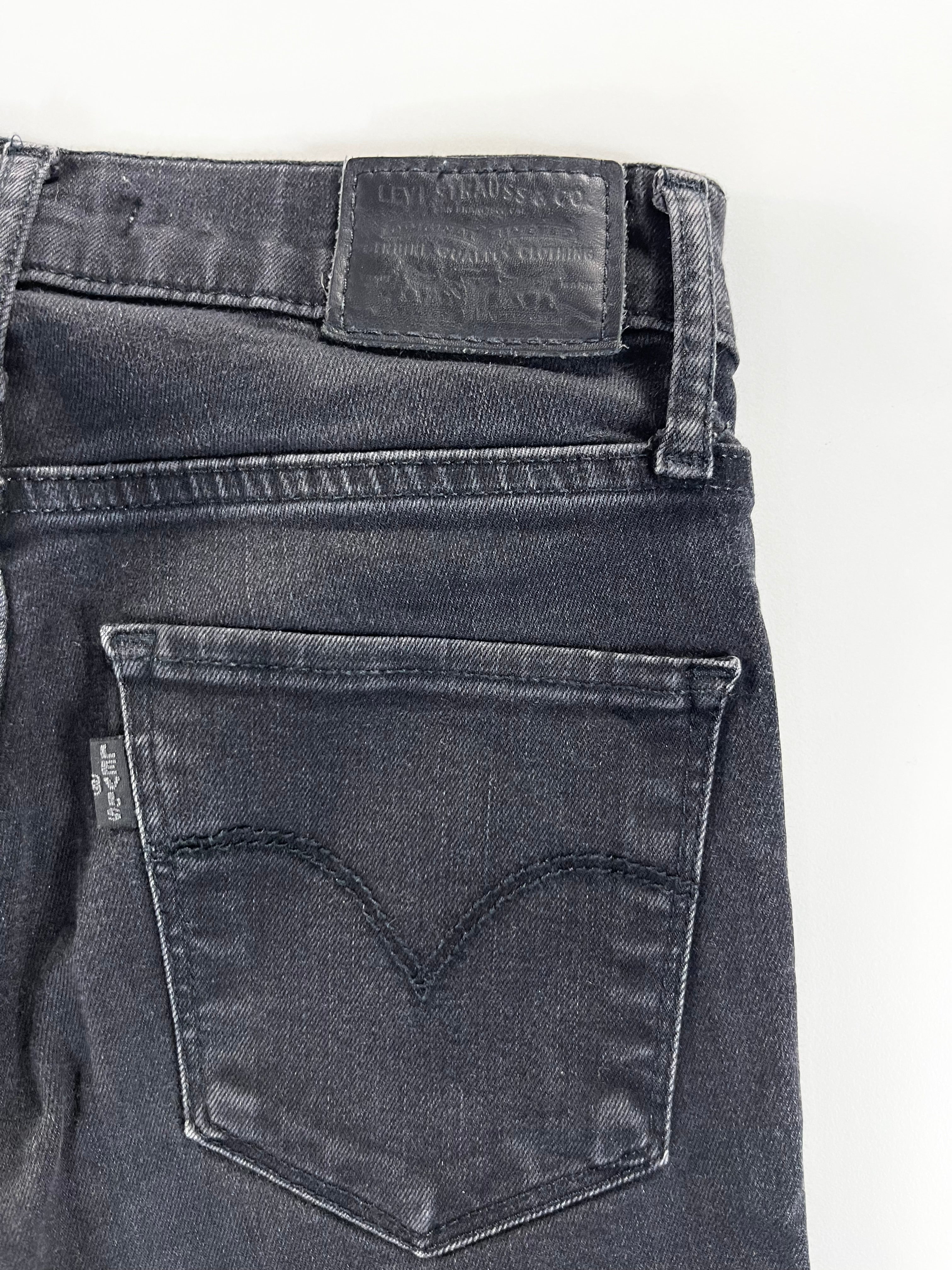 Levi's Lot 720 High Rise Super Skinny 25 farmernadrág