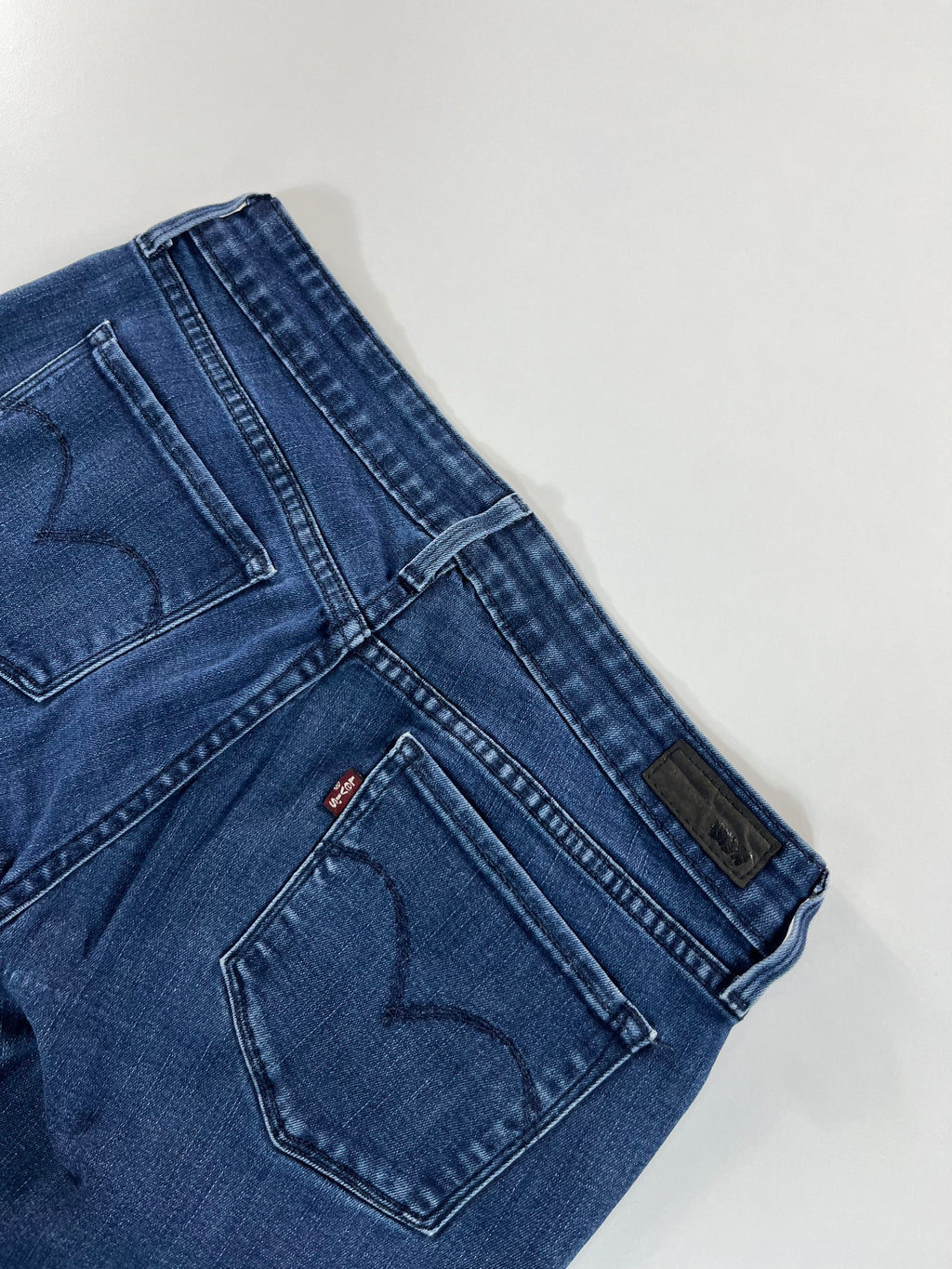 Levi's Demi Curve Modern Rise Straight 28 farmernadrág