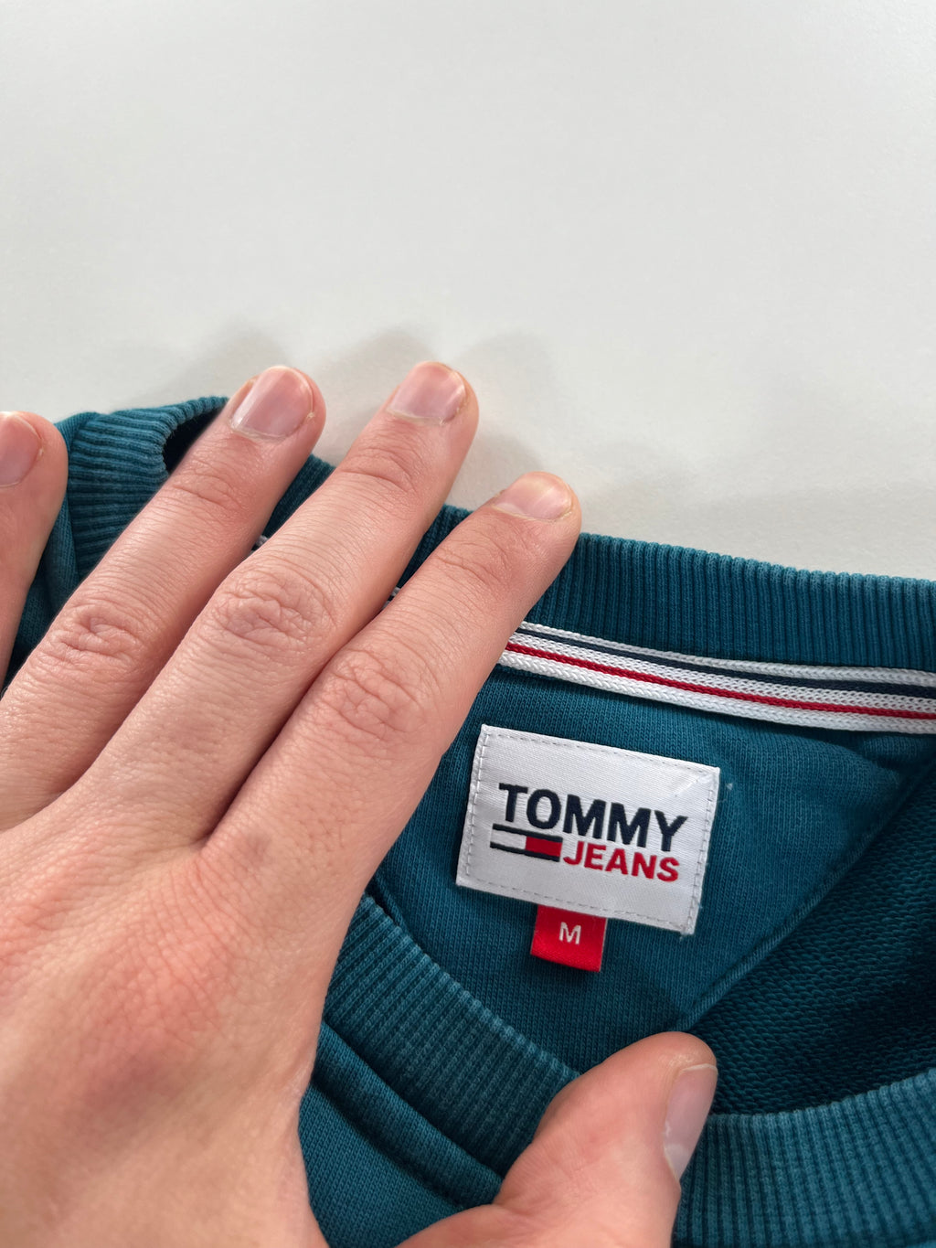 Tommy Jeans crewneck pulóver