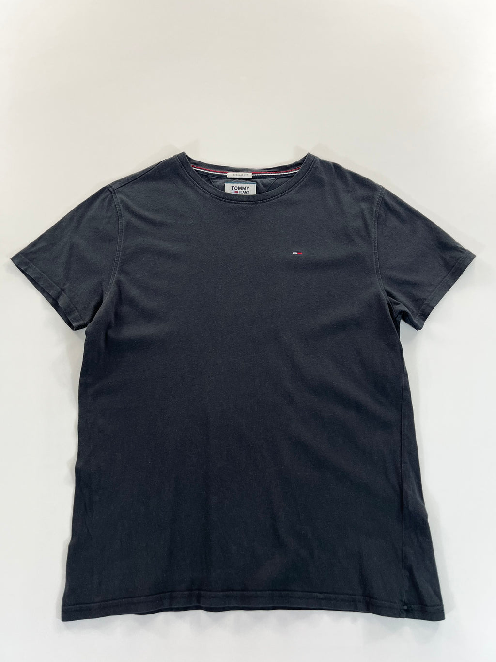 Tommy Jeans Regular Fit póló