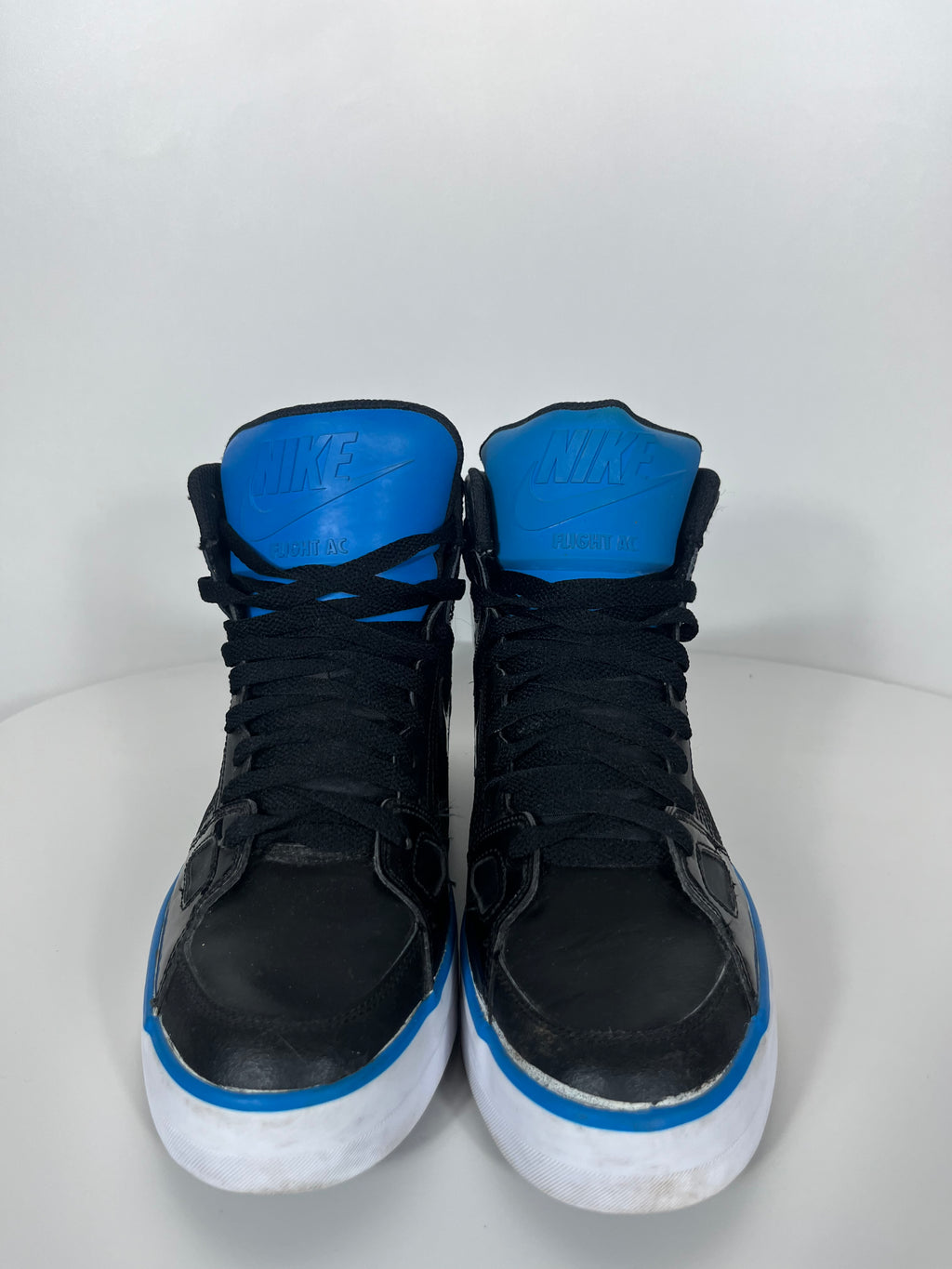 Nike Air Jordan 2 Flight cipő