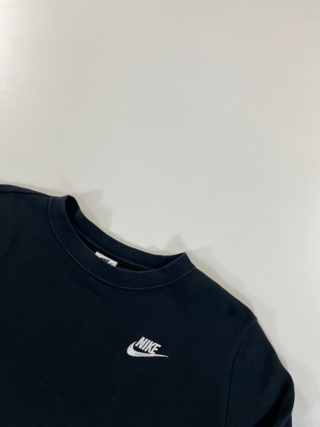 Nike Club Fleece crewneck pulóver