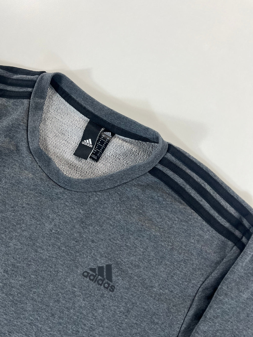 Adidas crewneck pulóver
