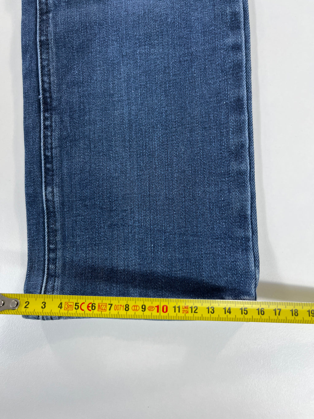 Levi's Demi Curve Low Rise Straight 30 farmernadrág