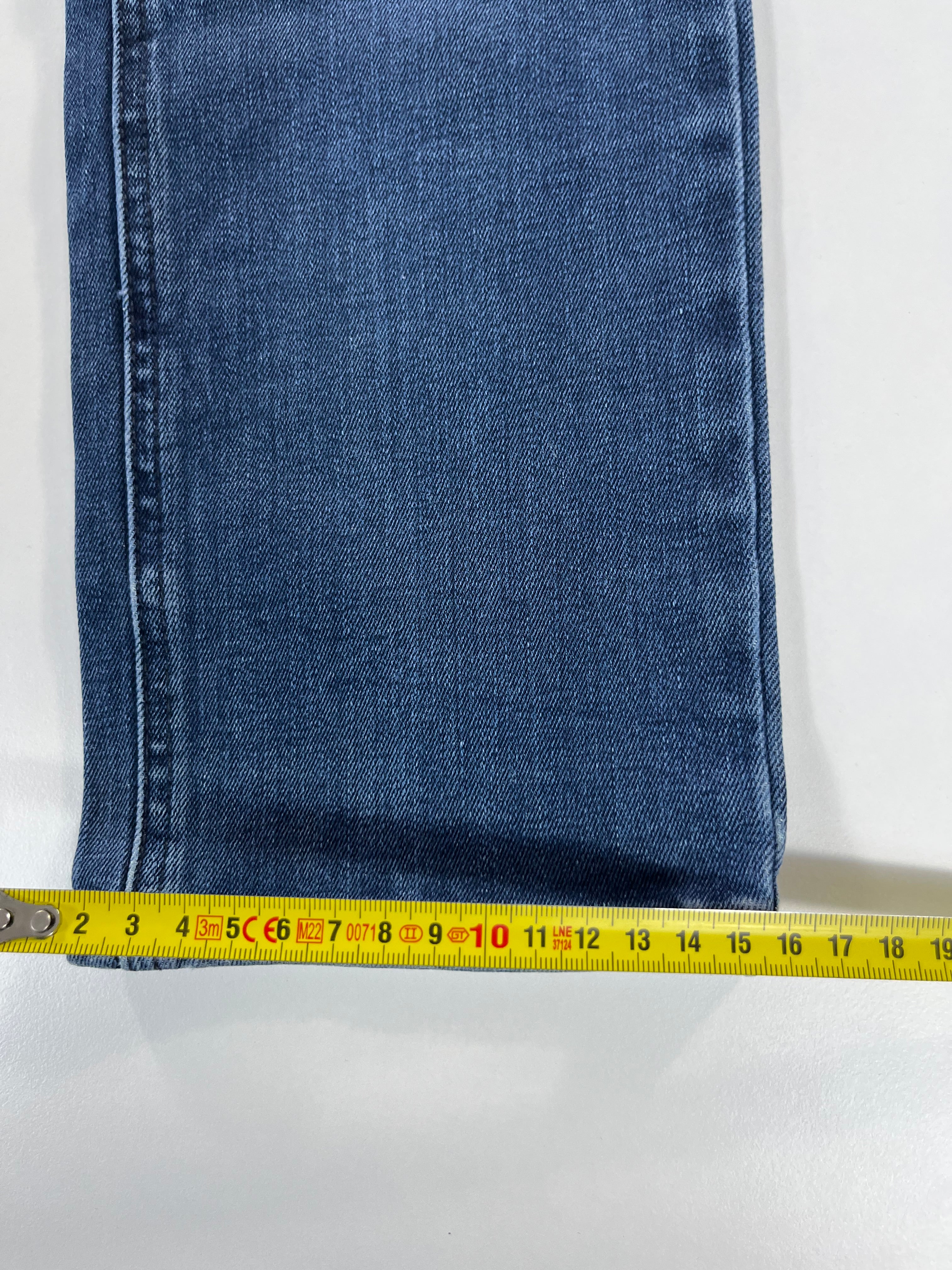 Levi's Demi Curve Low Rise Straight 30 farmernadrág