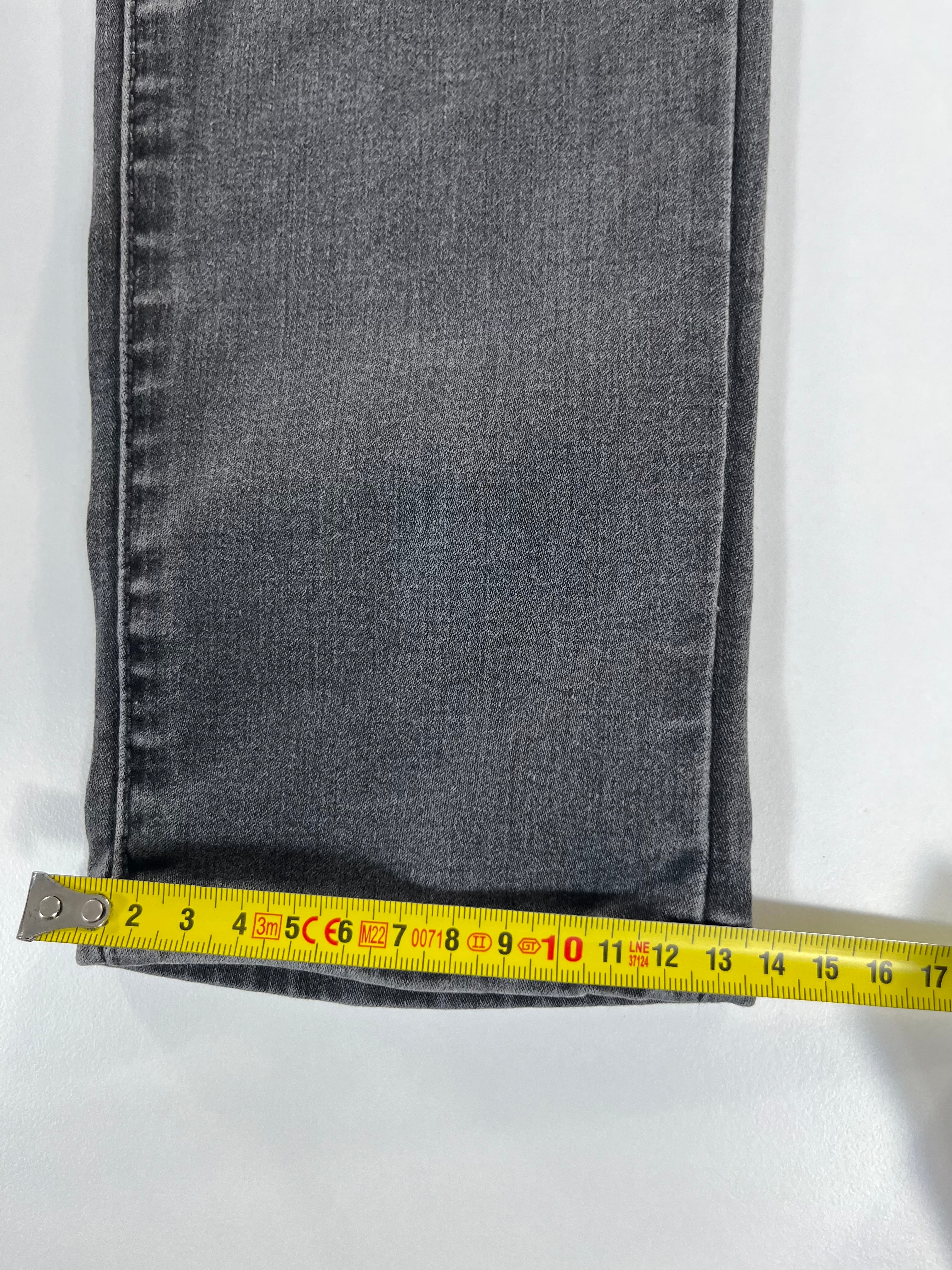 Levi's Lot 311 Shaping Skinny 28 farmernadrág