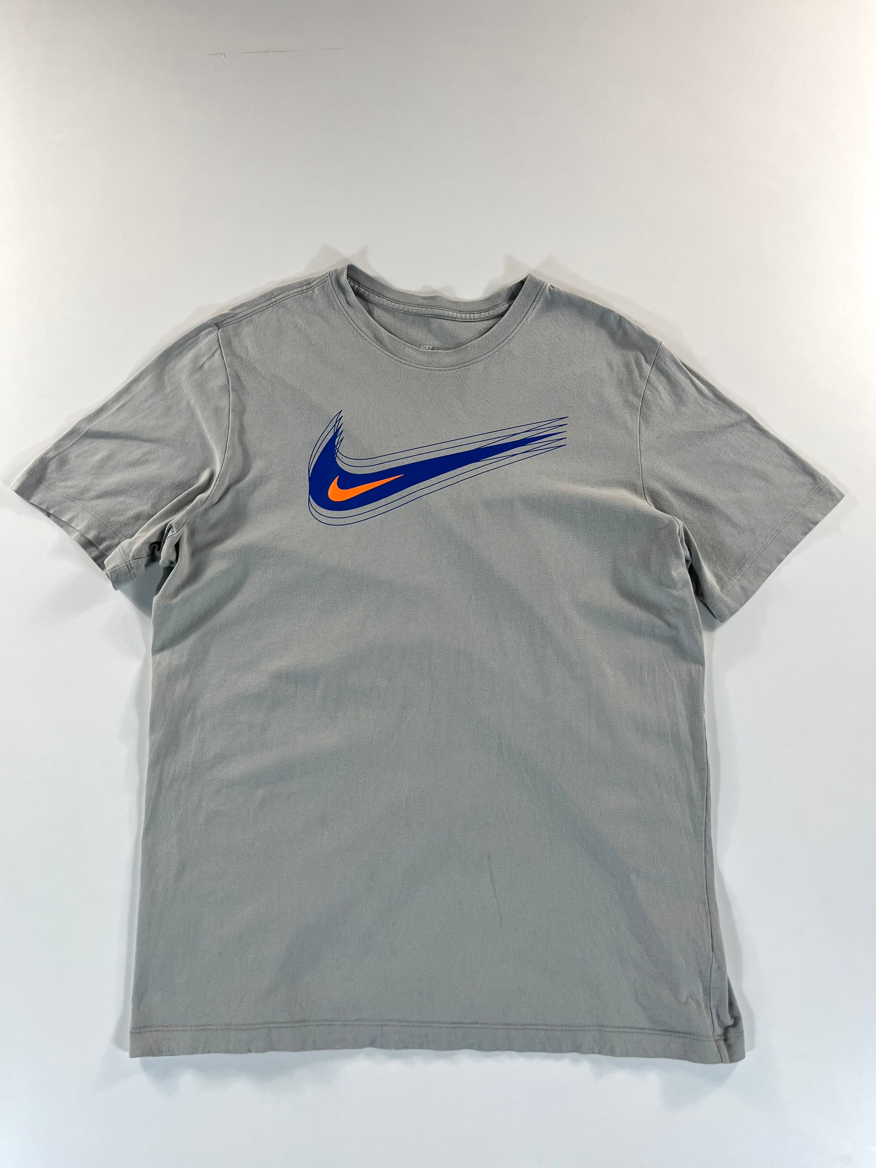 Nike Sportswear póló