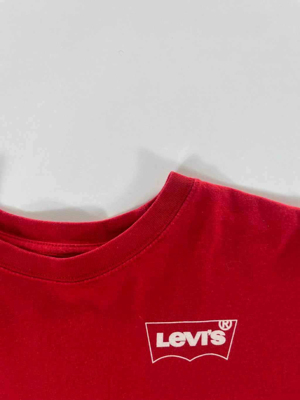 Levi's crop-top