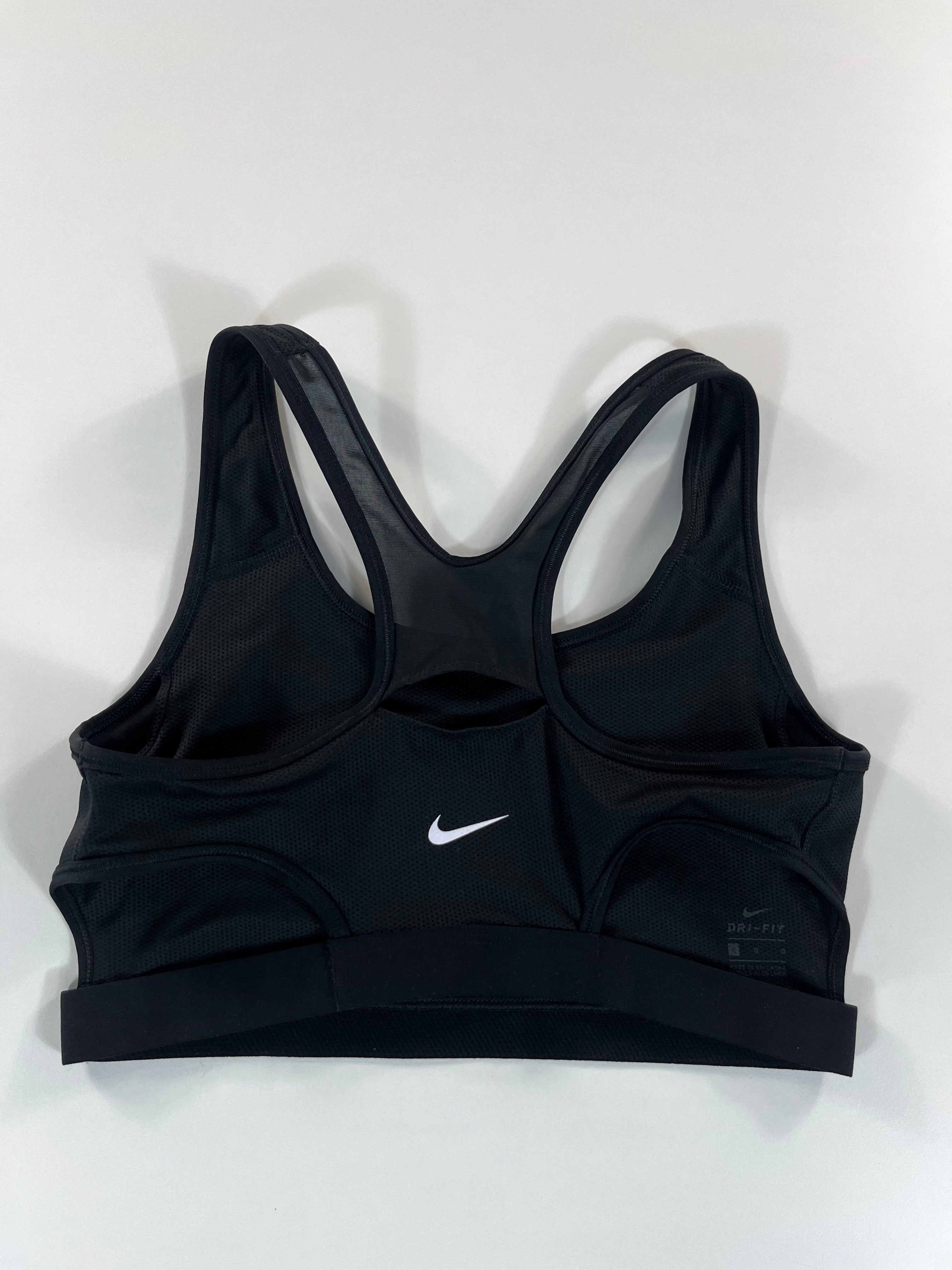 Nike sport melltartó