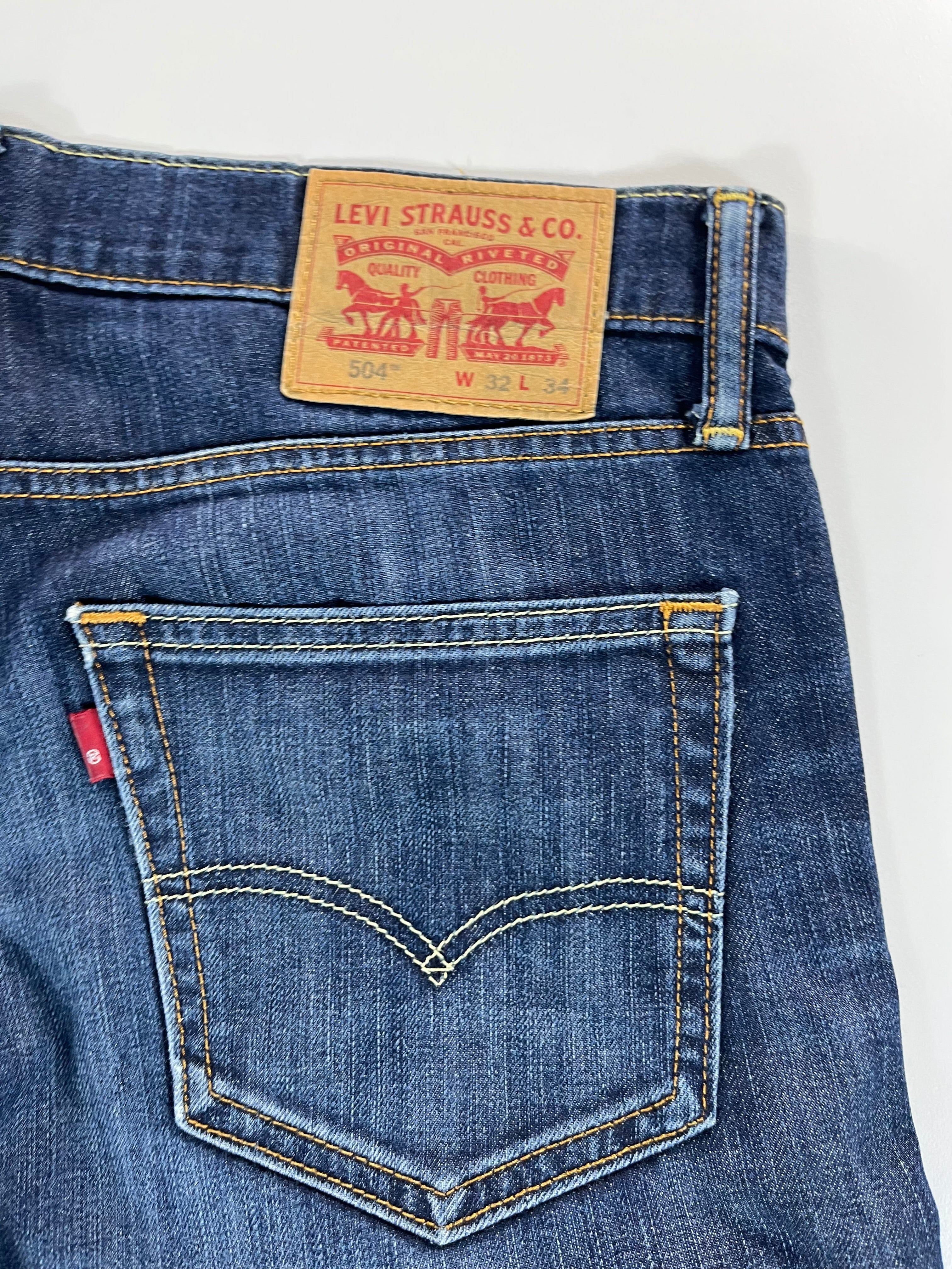 Levi's 504 W32 L34 farmernadrág