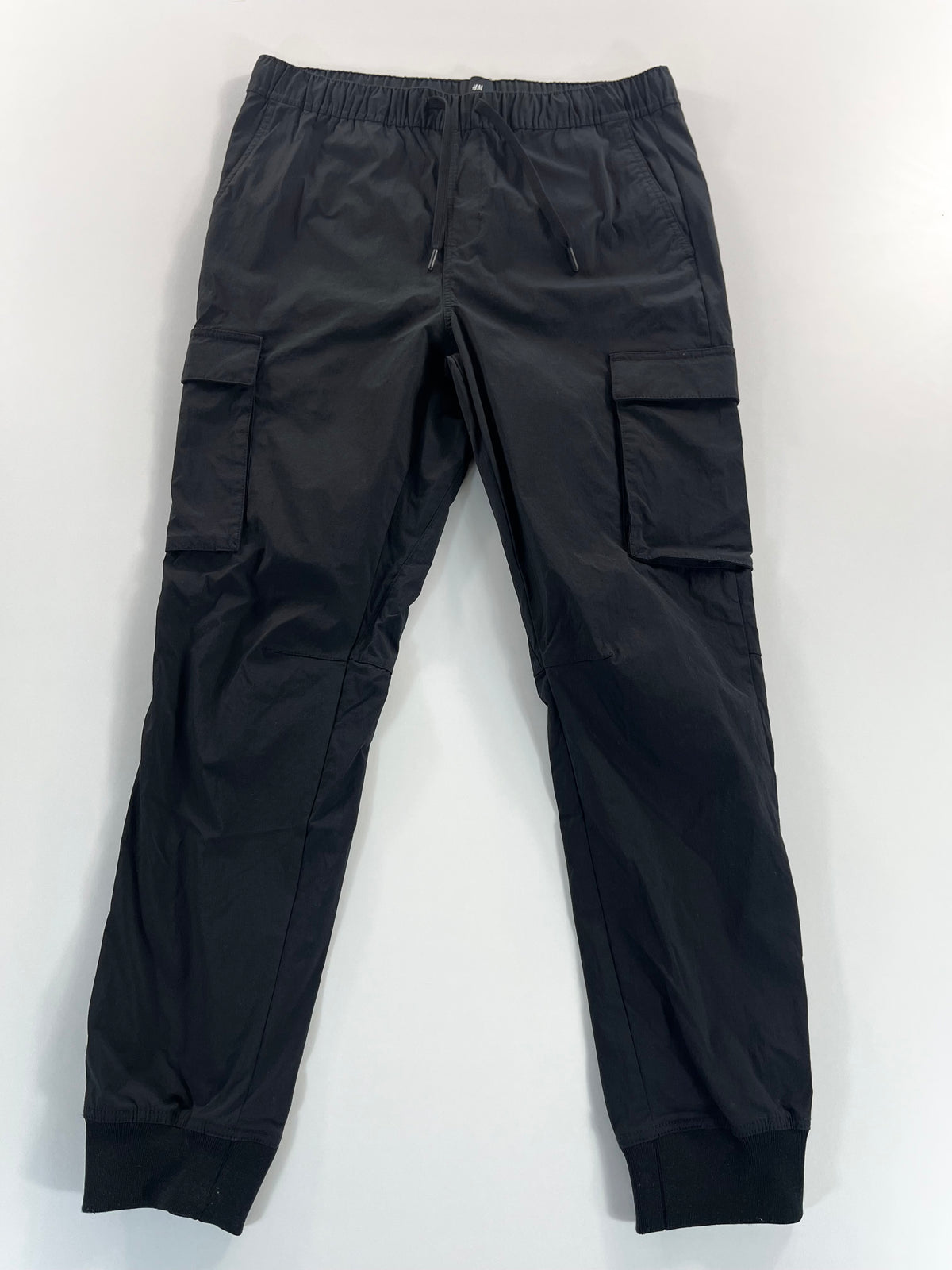 H&M Slim Fit cargo nadrág