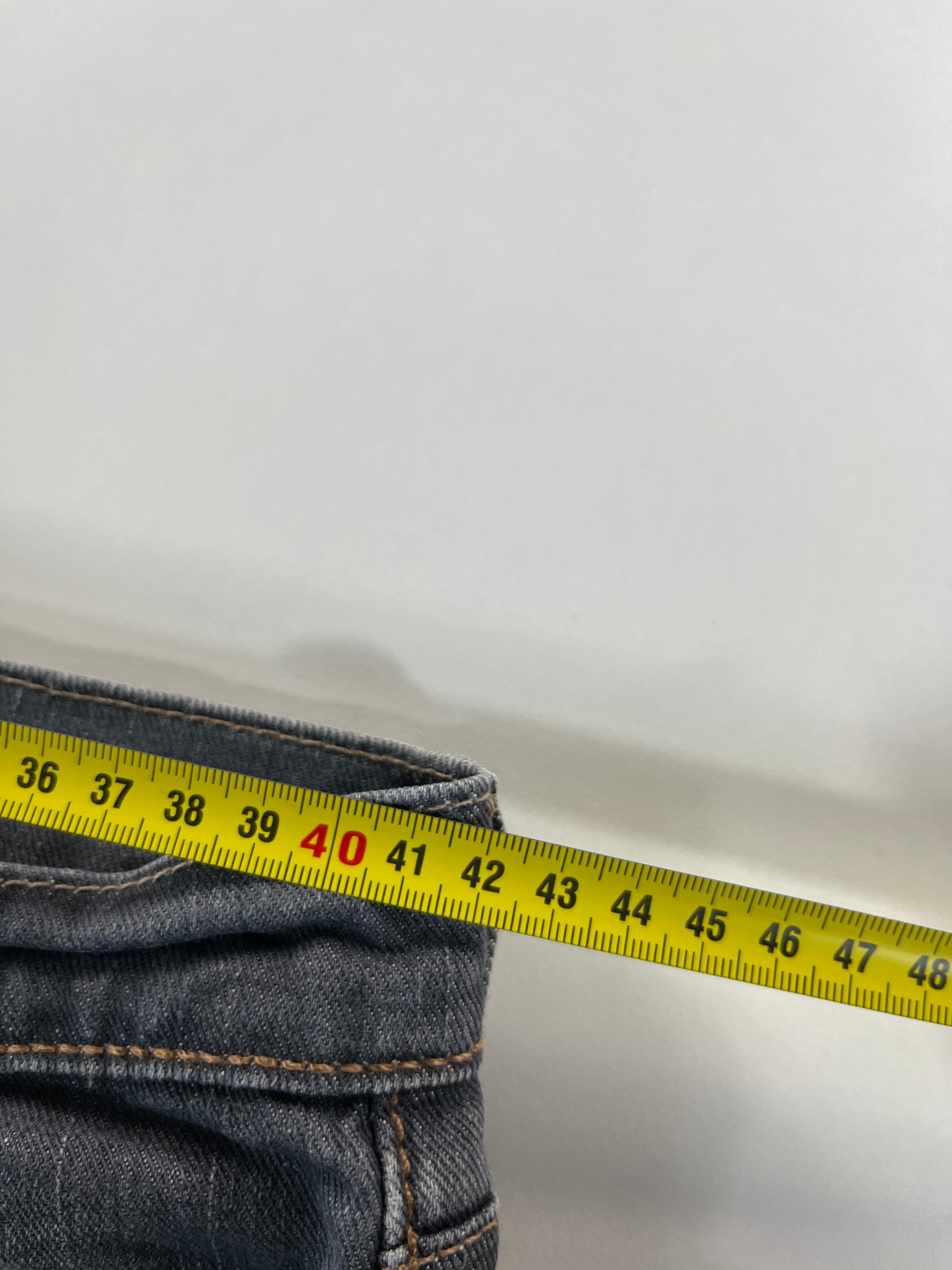 Levi's 511 W32 L34 farmernadrág