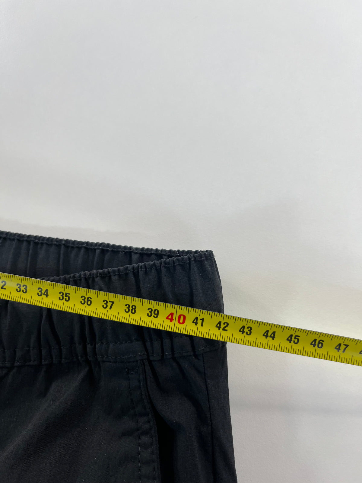 H&M Slim Fit cargo nadrág