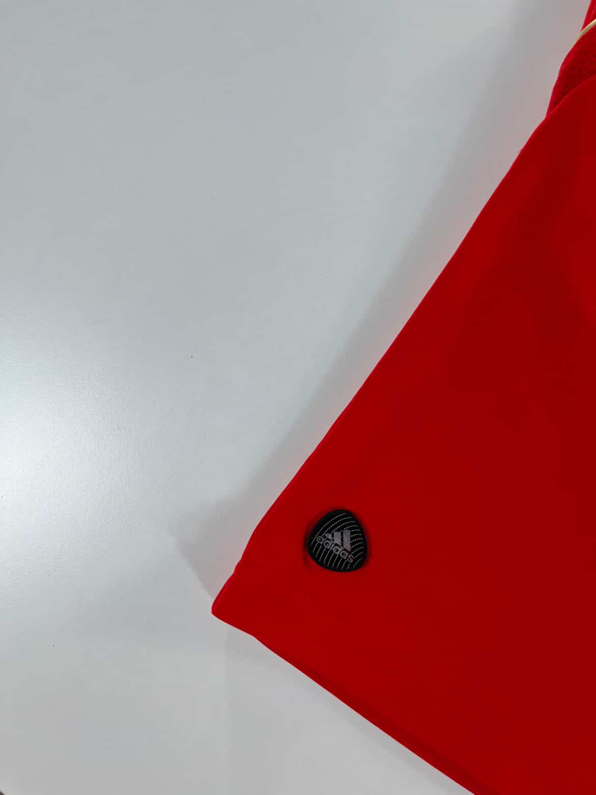 Adidas Benfica 2011-2012 hazai mez