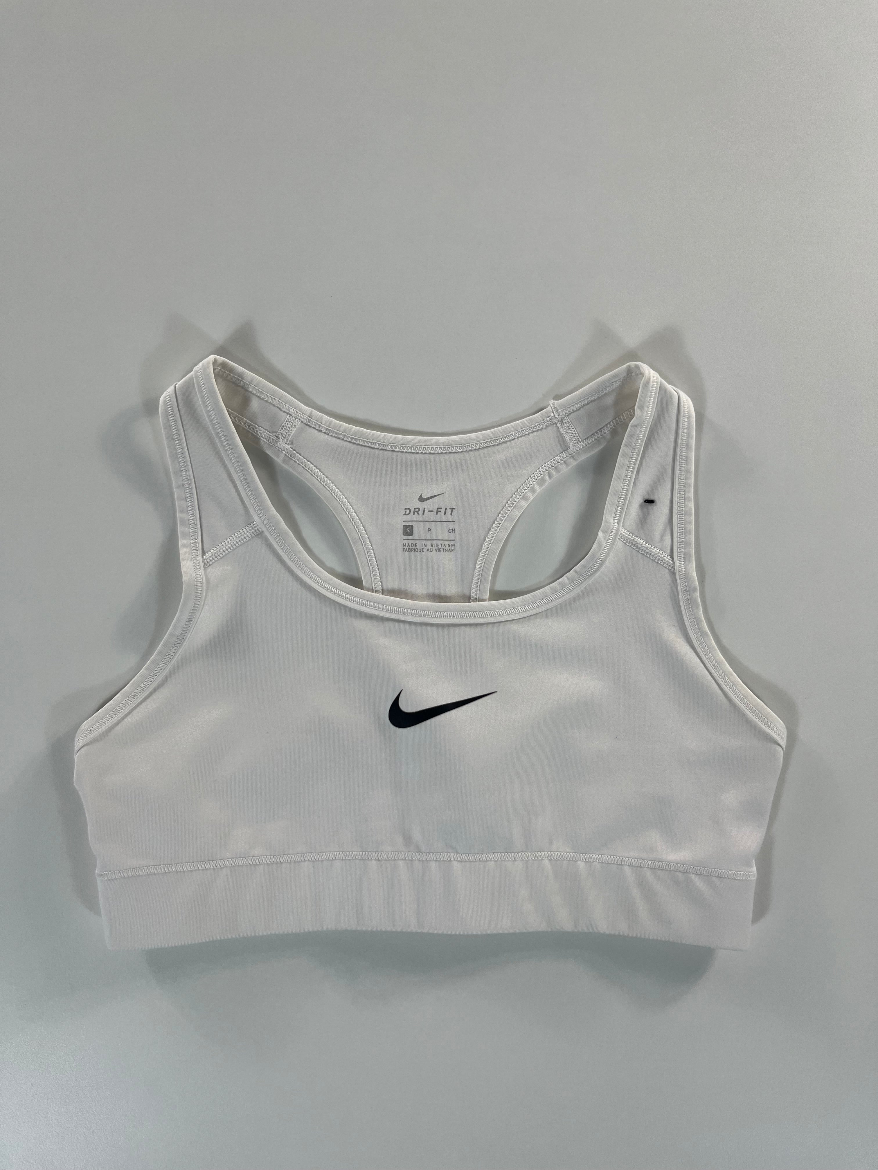 Nike sportmelltartó