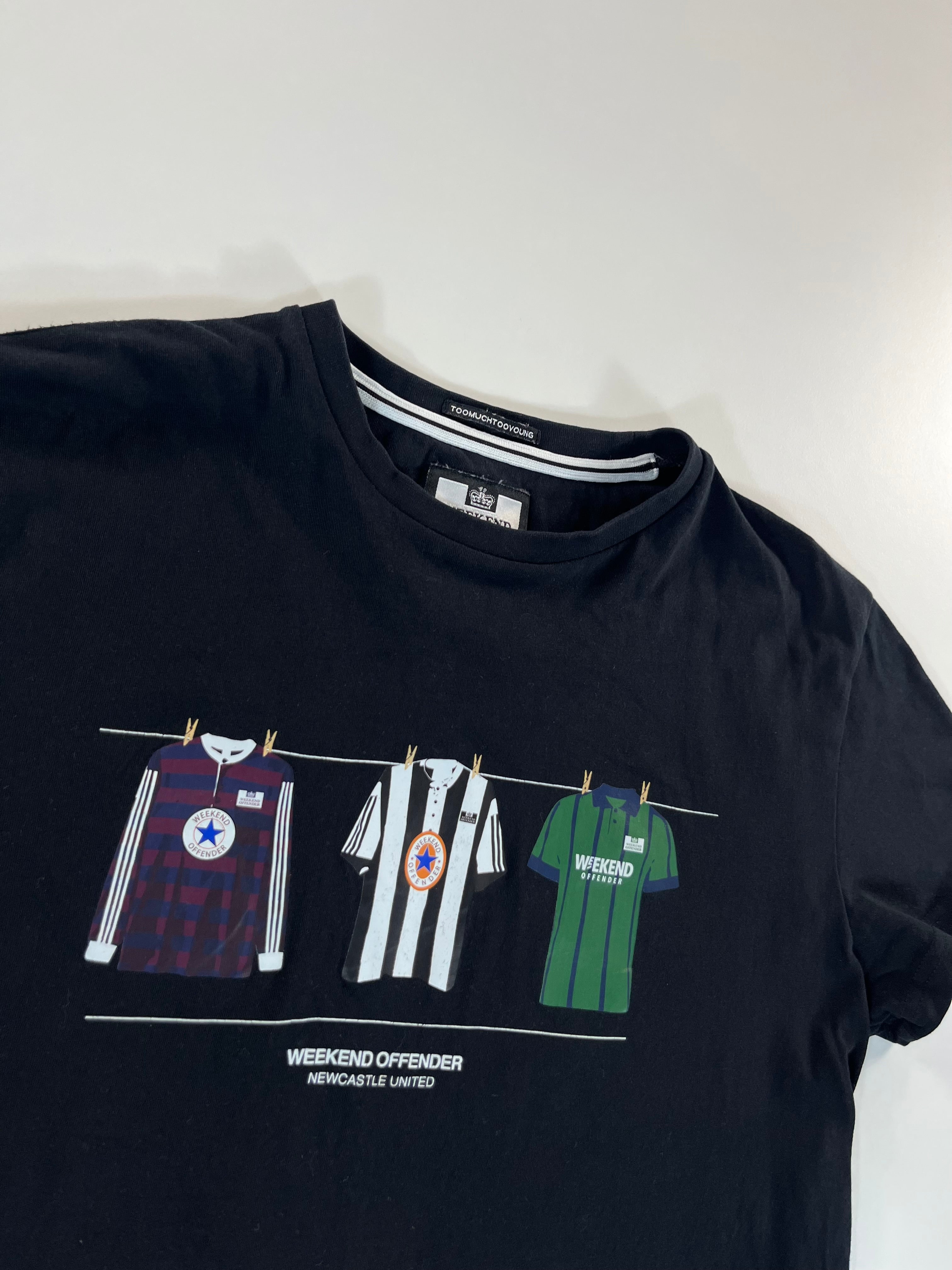 Weekend Offender Newcastle póló