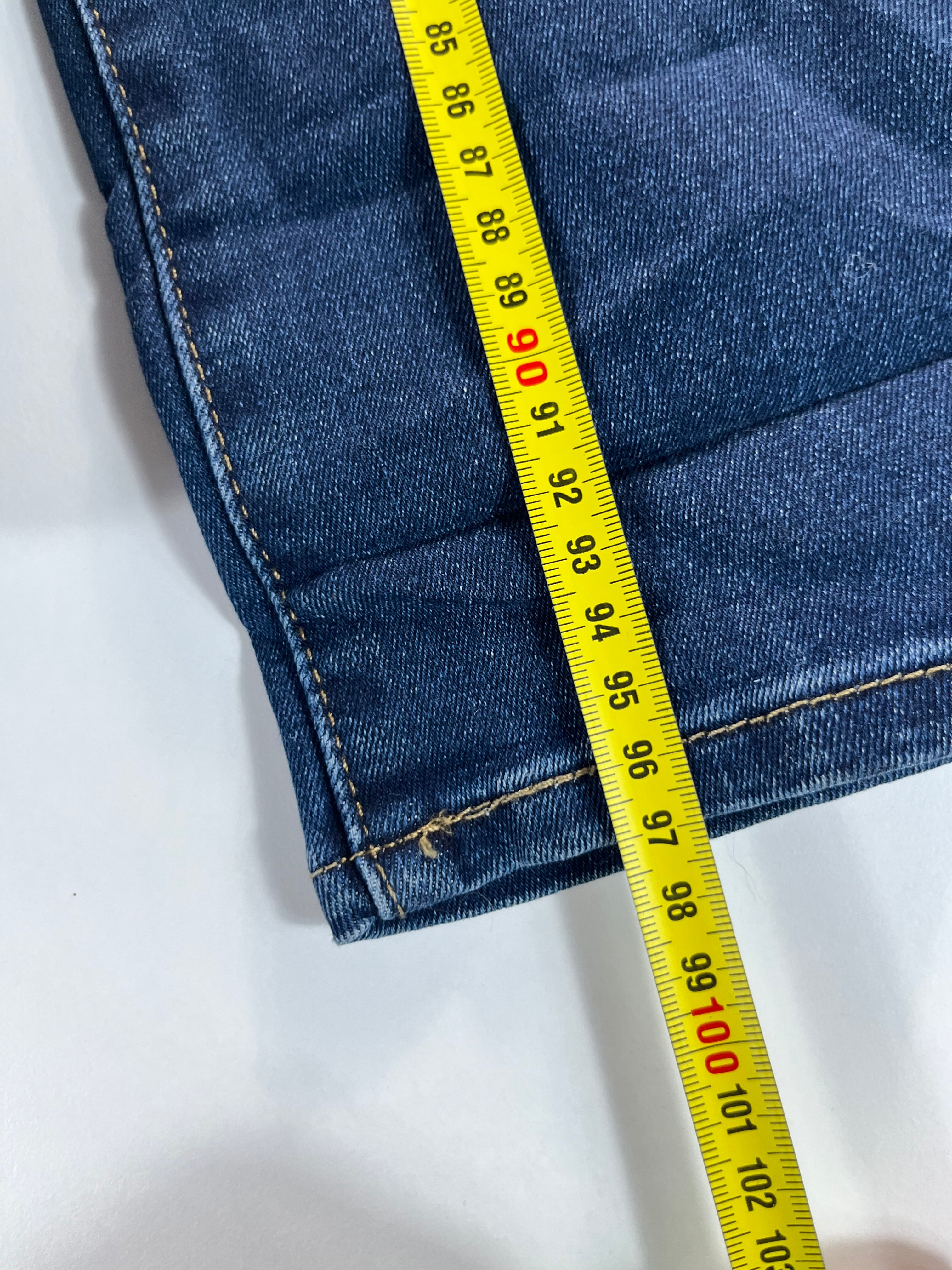 Levi's 712 Slim 24 farmernadrág