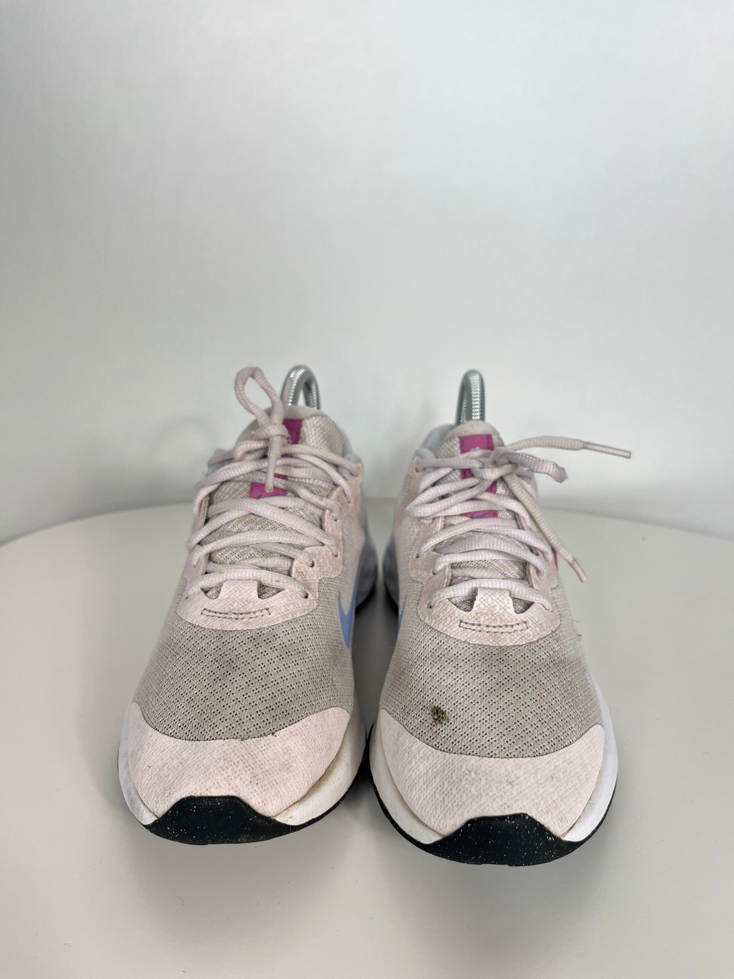 Nike Revolution 6 cipő