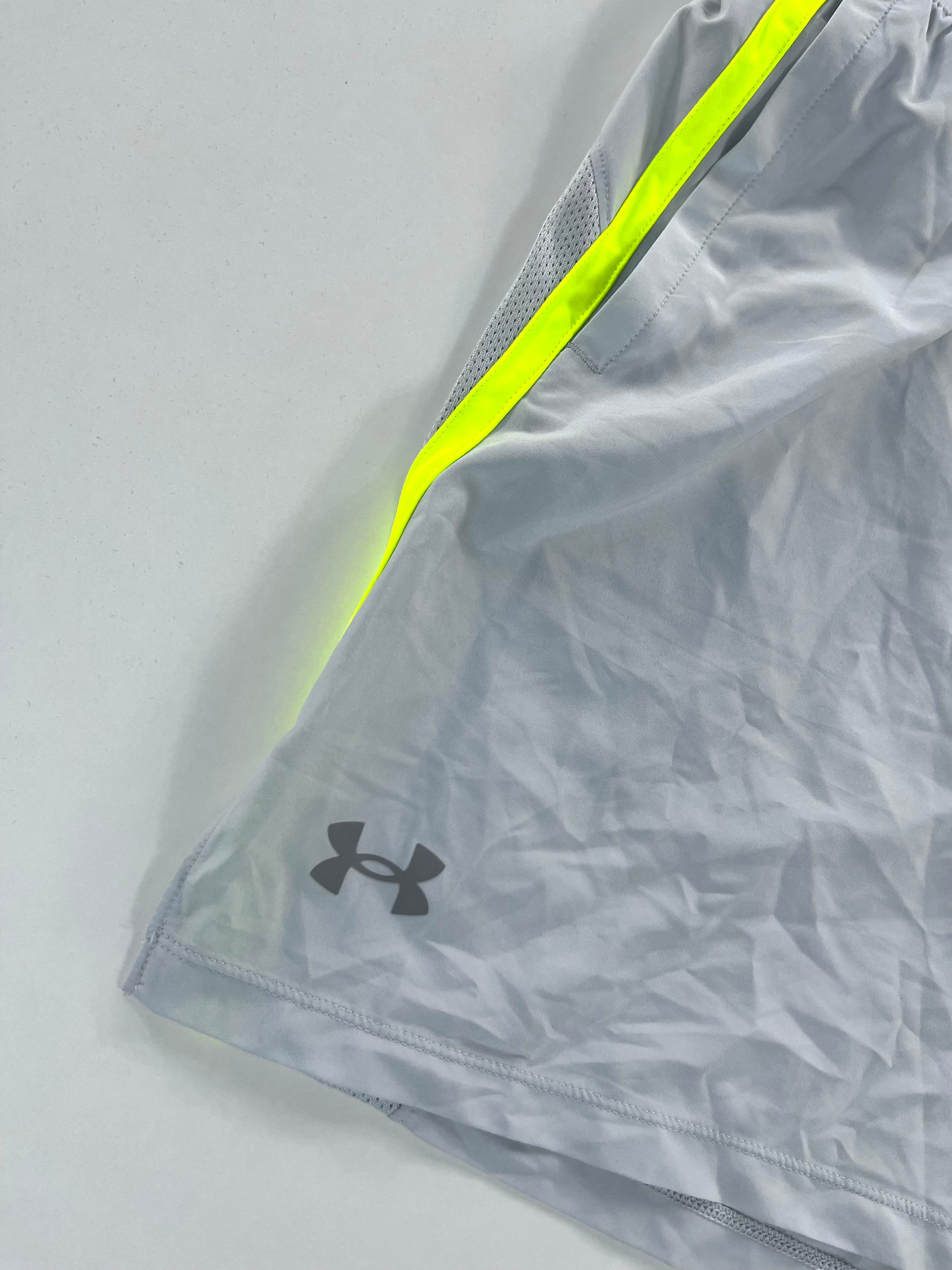 Under Armour short