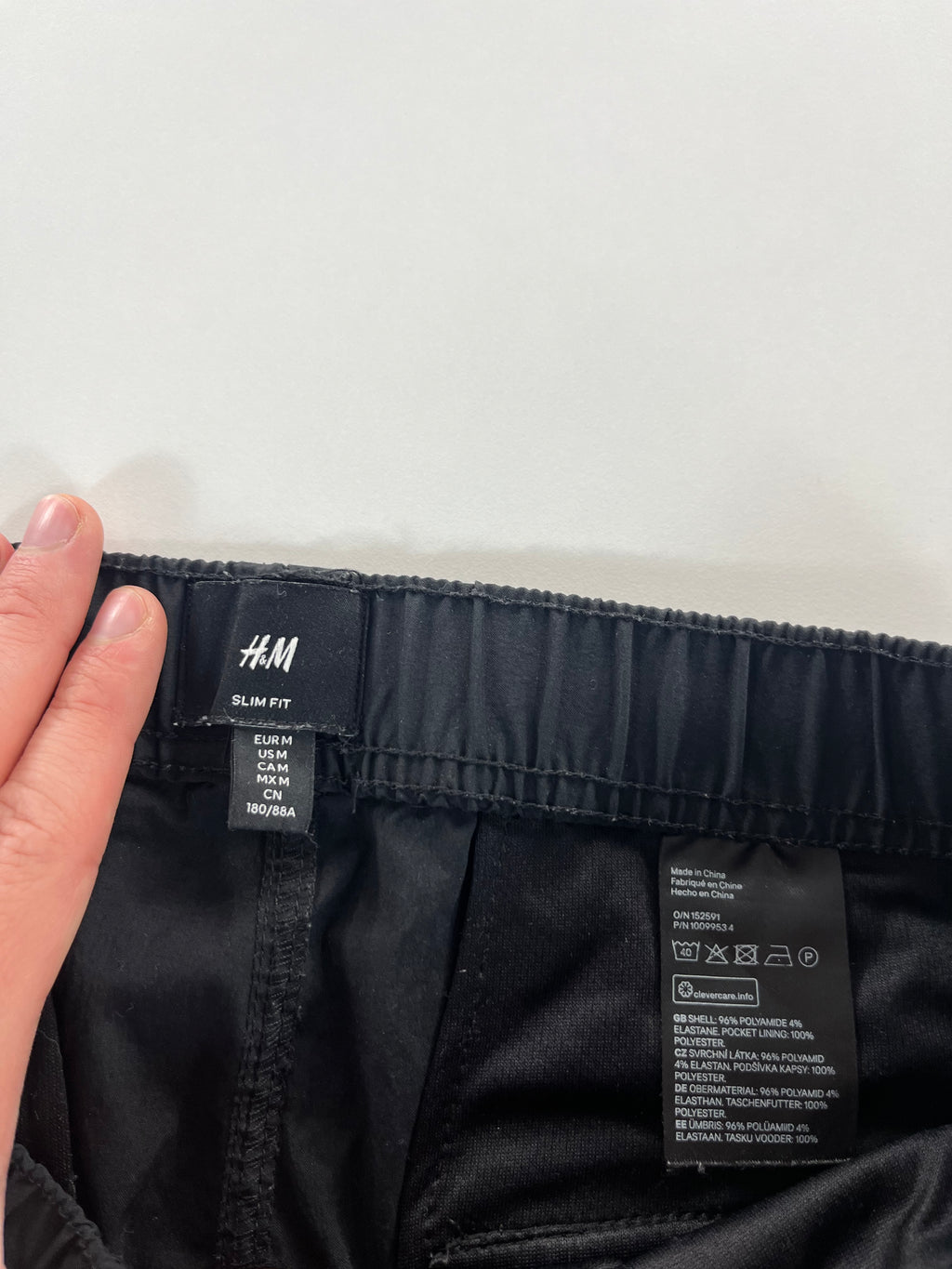 H&M Slim fit cargo nadrág