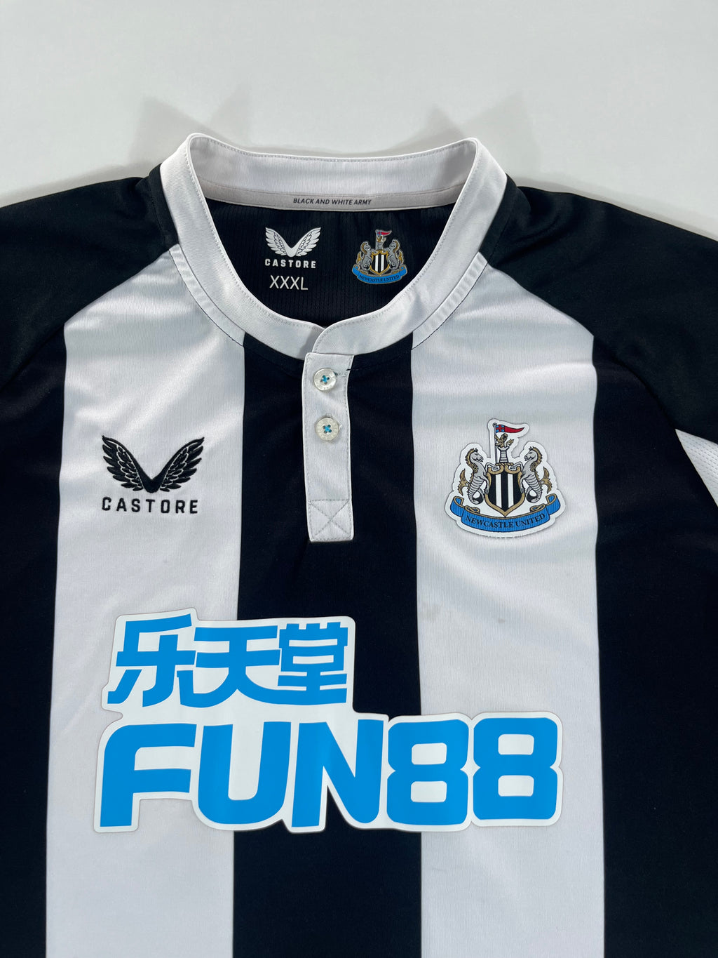 Castore Newcastle United 2021-2022 hazai mez