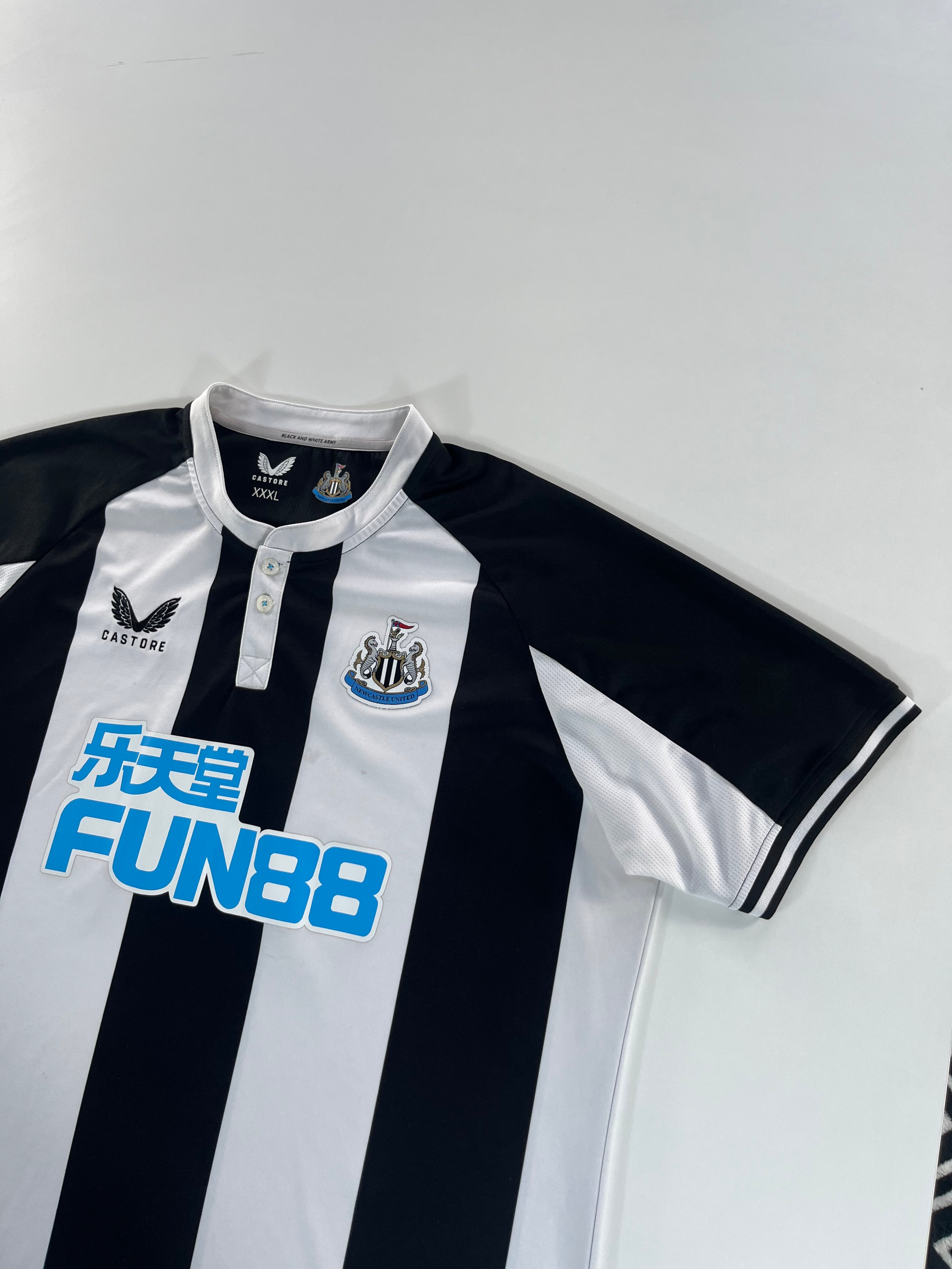Castore Newcastle United 2021-2022 hazai mez