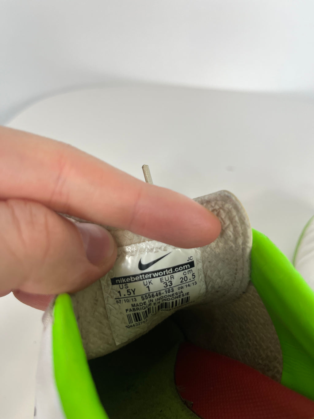Nike Mercurial Victory IV signed cipő