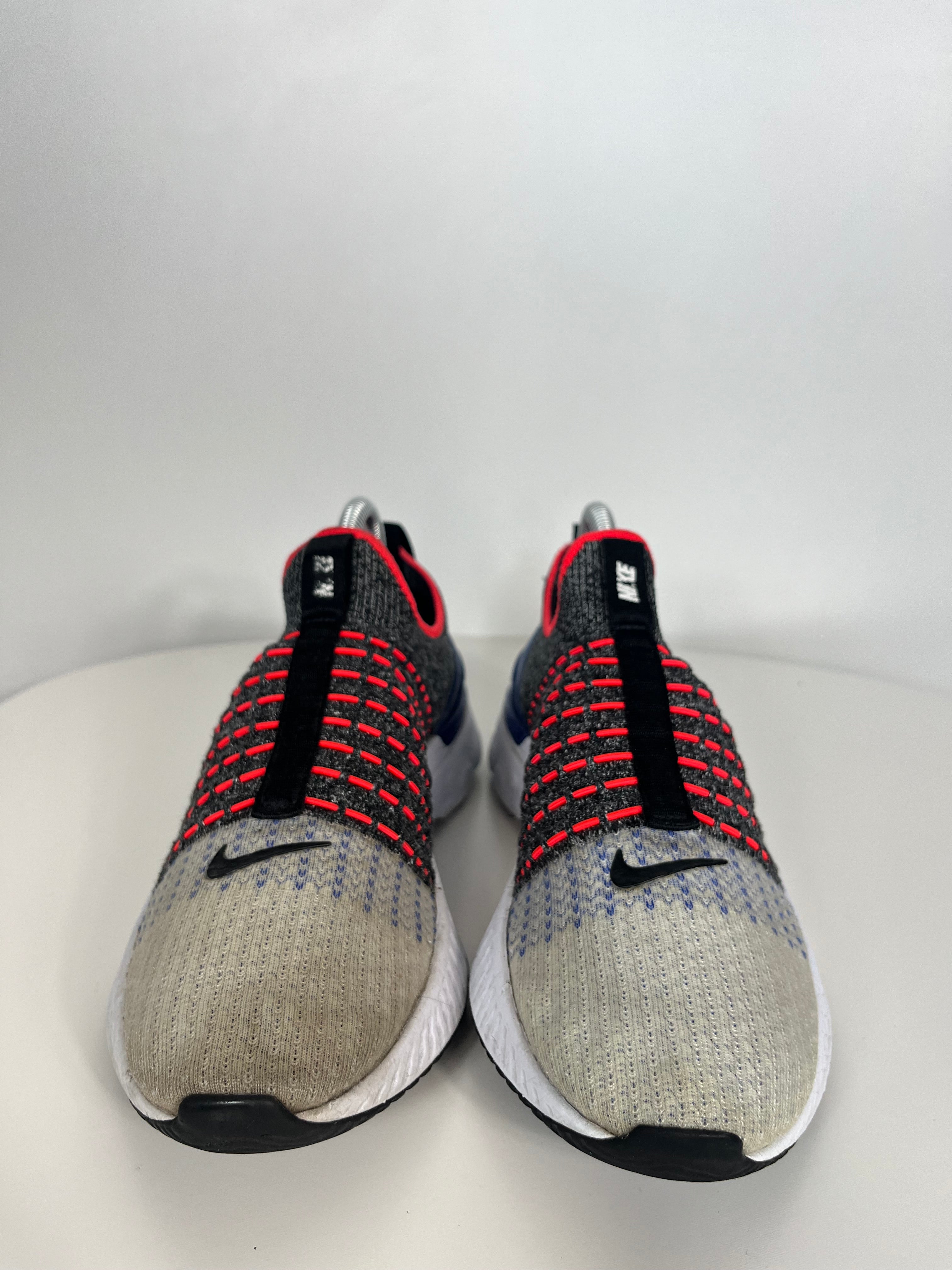 Nike React Phantom Flyknit cipő