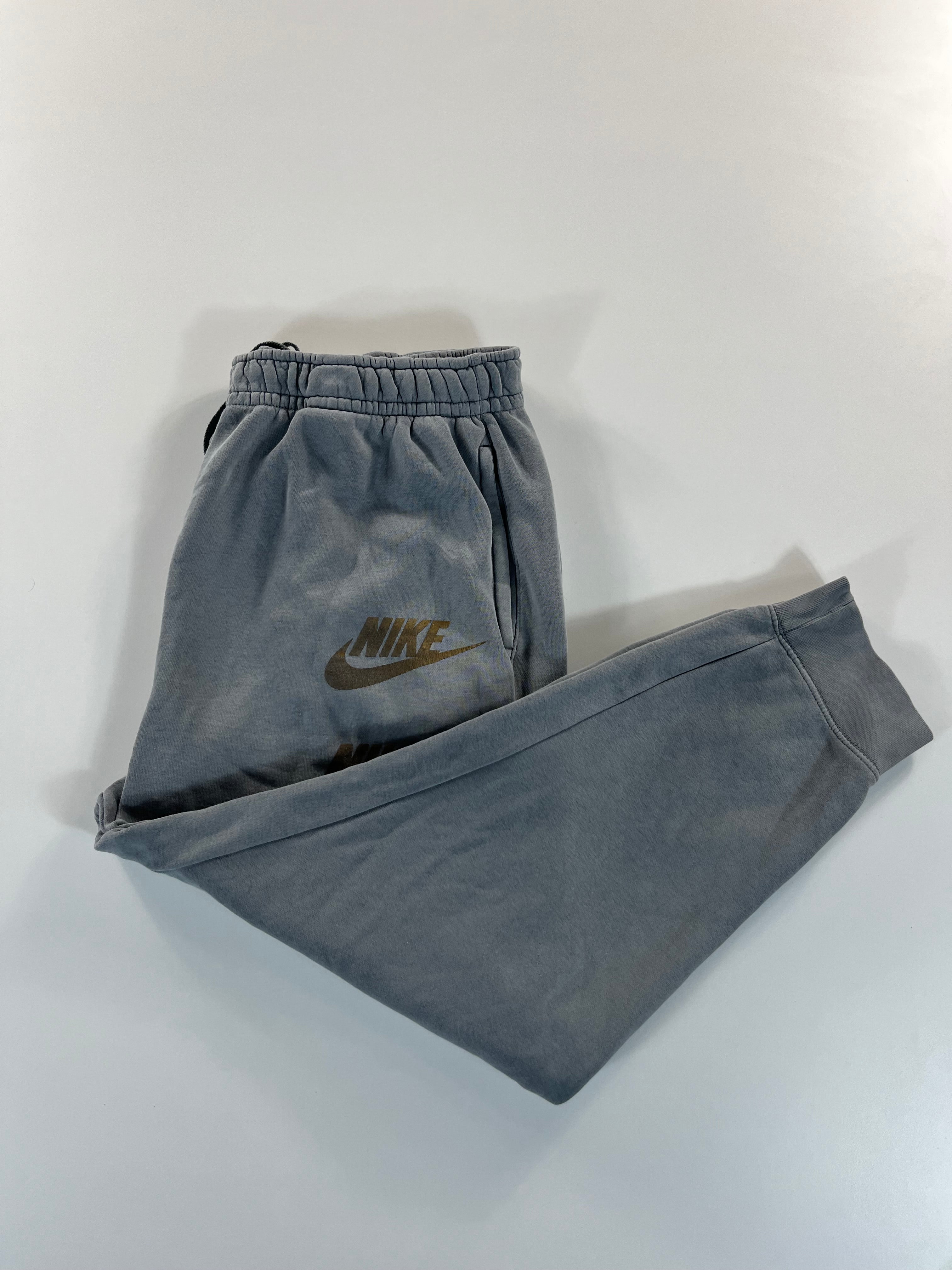 Nike Swoosh nadrág