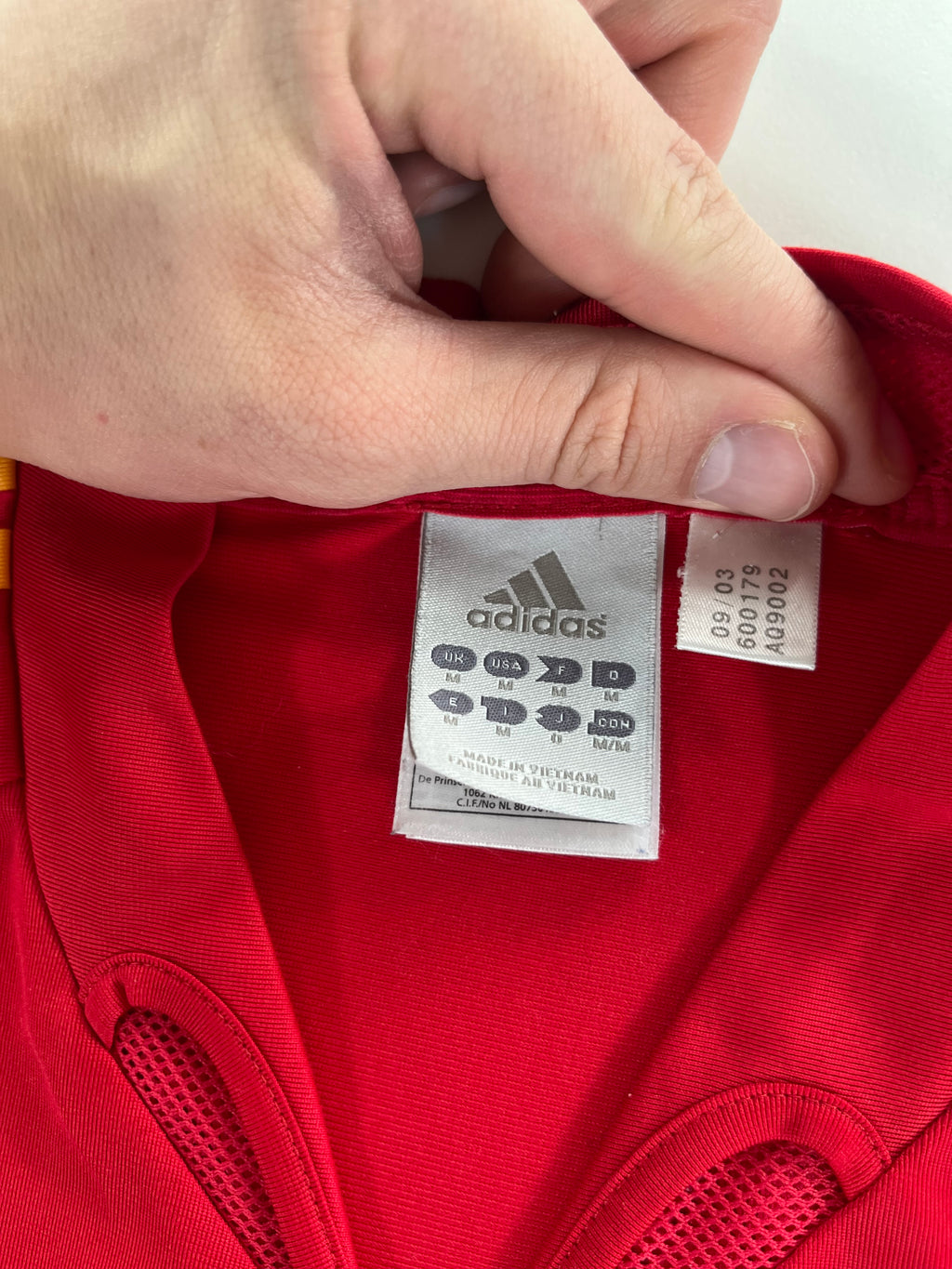 Adidas Spanyol válogatott 2004-2006 hazai mez