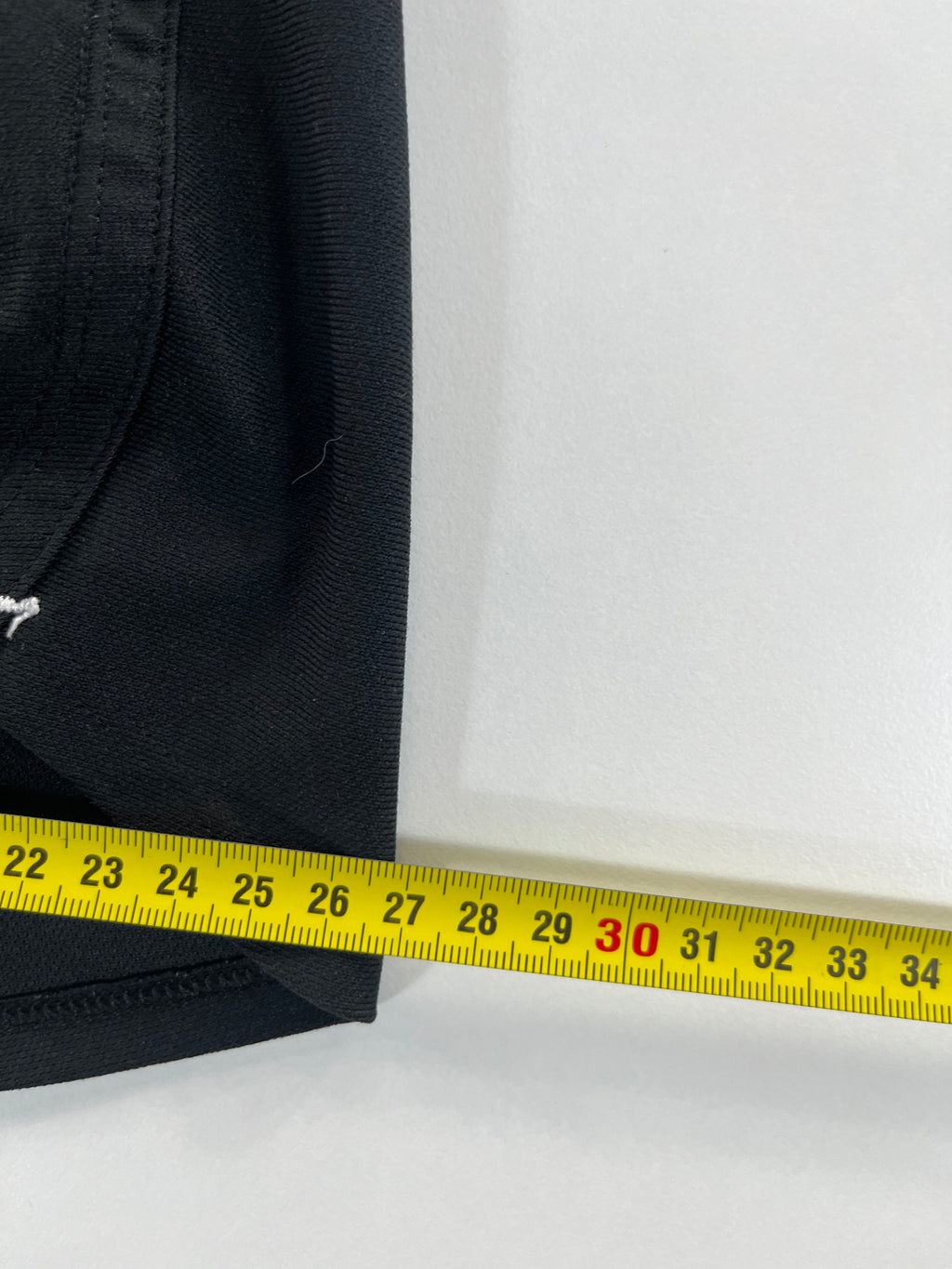 Under Armour short