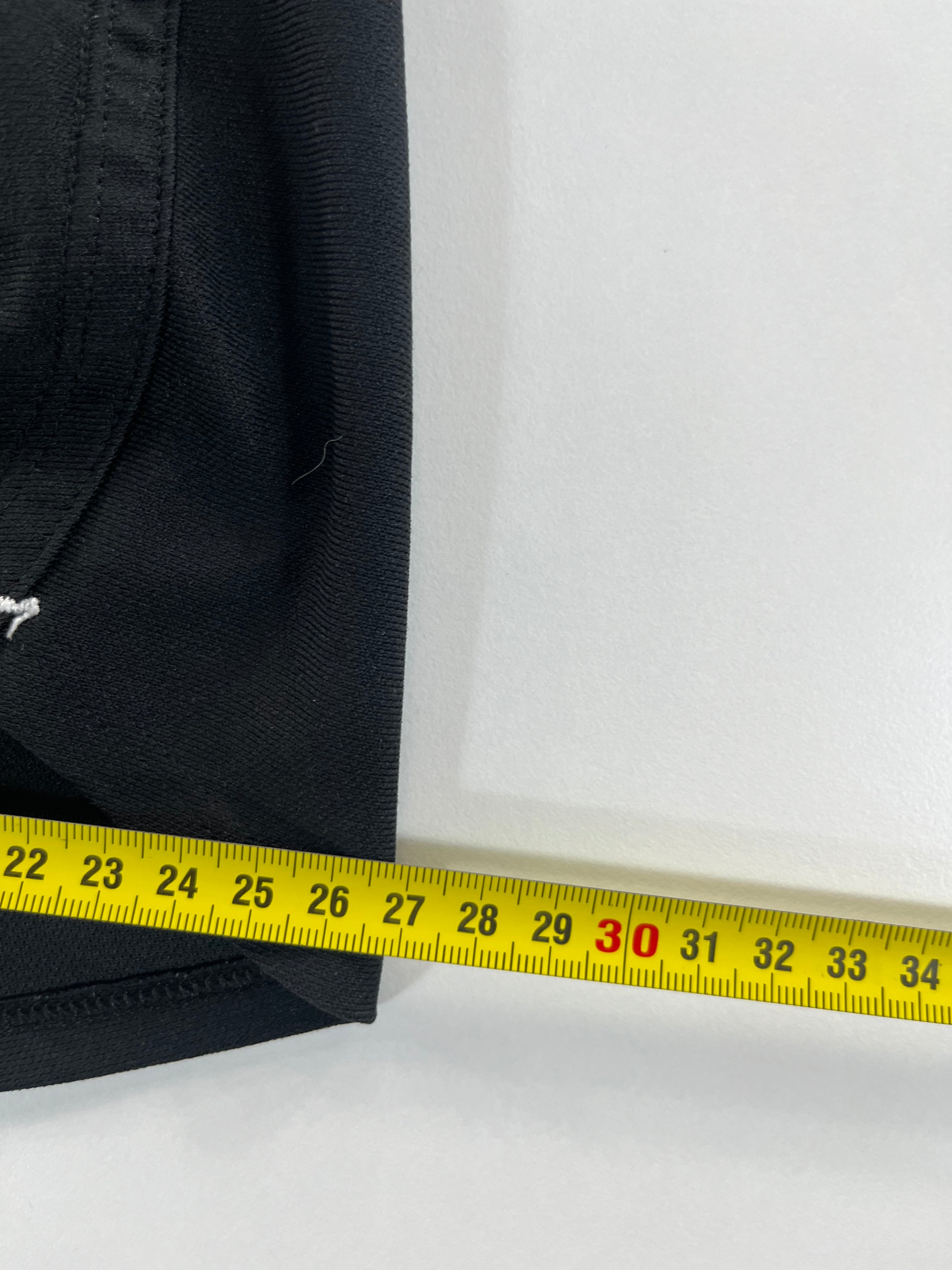 Under Armour short