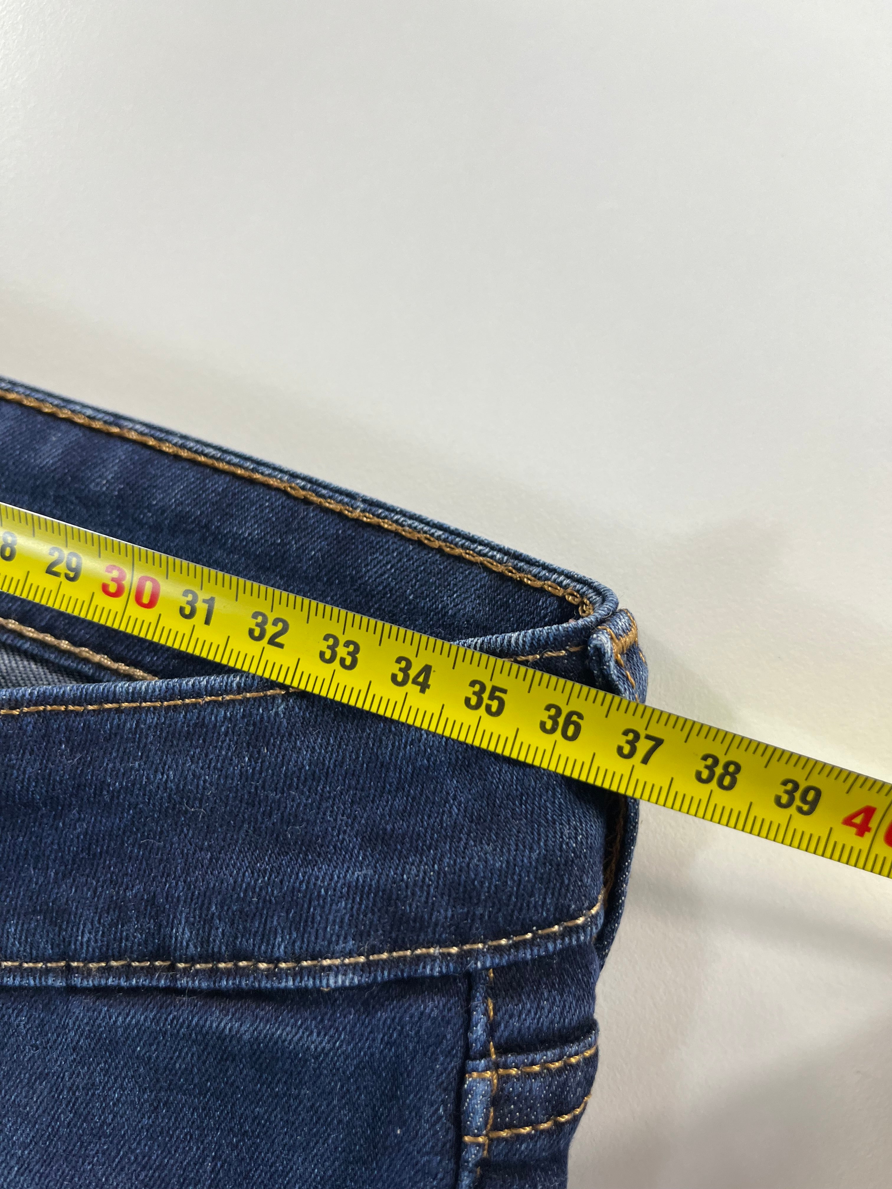 Levi's 711 Skinny 26 farmernadrág
